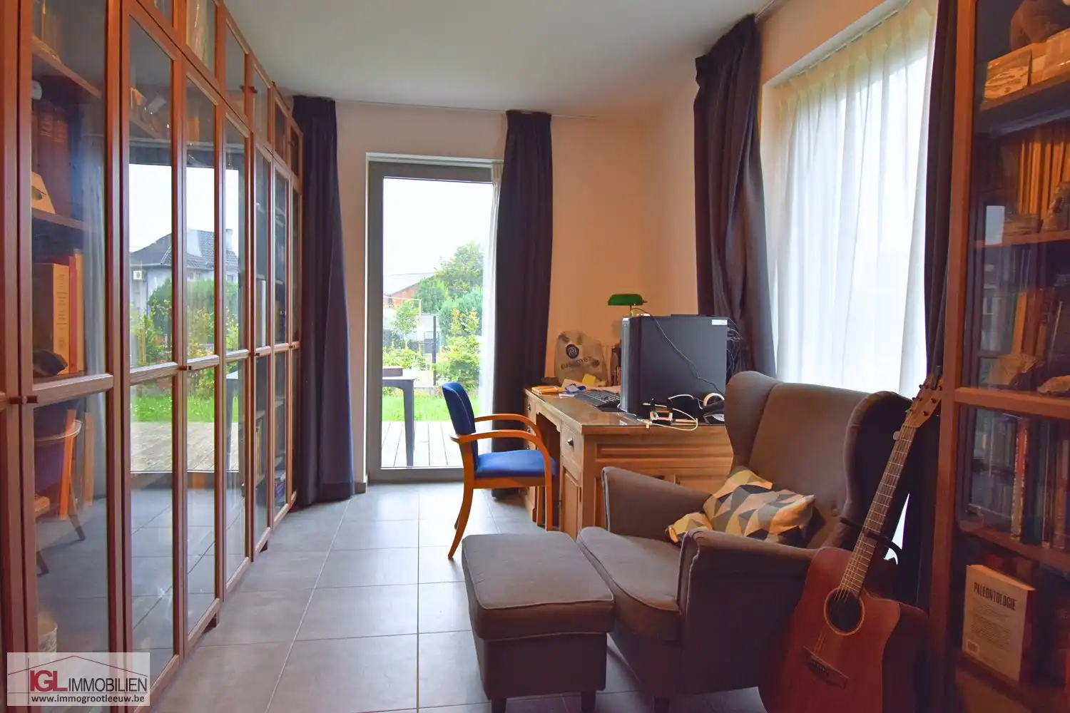 Modern gelijkvloersappartement met 2 slaapkamers en 2 staplaatsen te huur in Sint-Pieters-Leeuw foto 10
