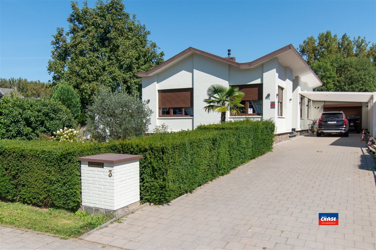 VERKOCHT ONDER VOORWAARDEN !!! Charmante villa met 4 slaapkamers, mooie tuin en zwembad foto 36