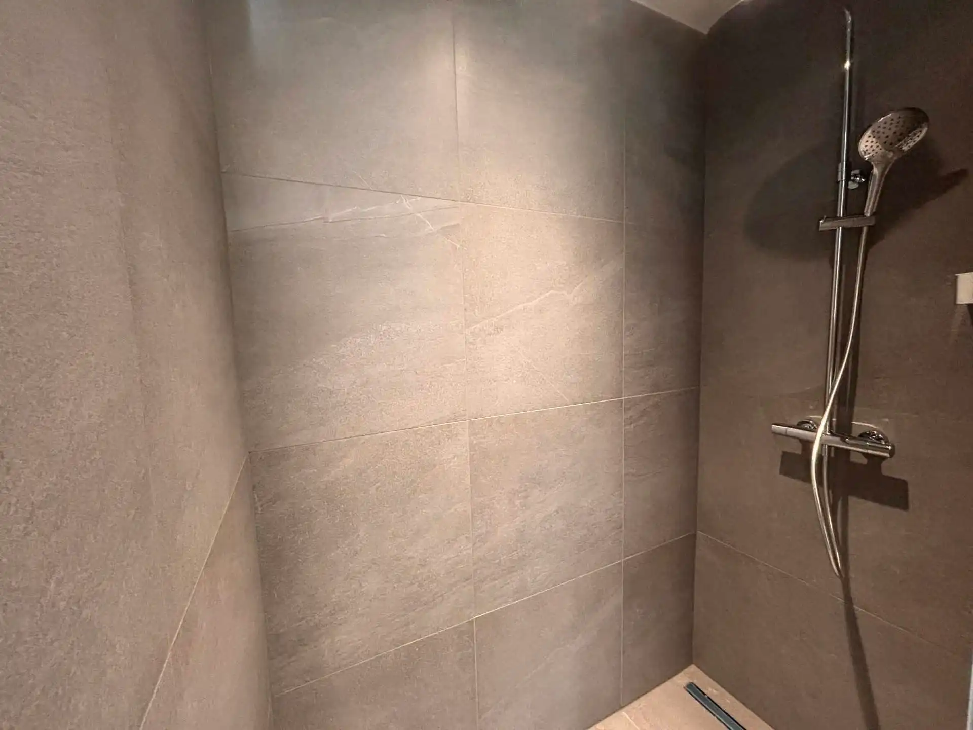 BORSBEKE - Nieuwbouw gelijkvloers appartement. foto 9