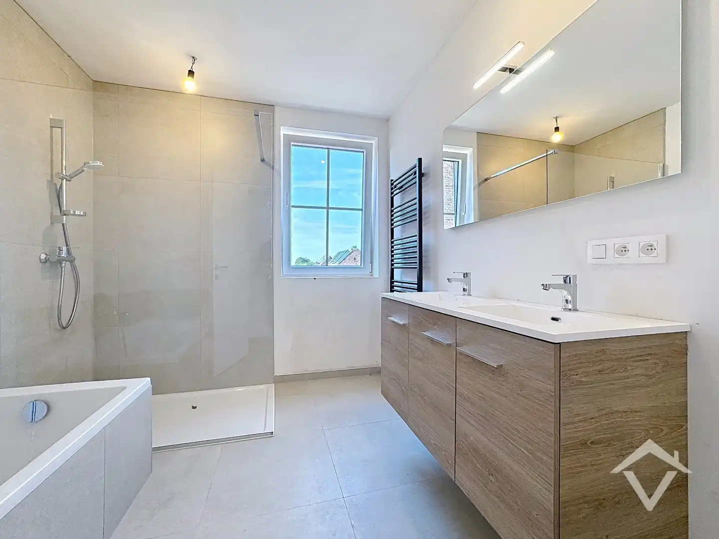 Alleenstaande nieuwbouwwoning met 3 slaapkamers en carport te Koekelare  foto 14