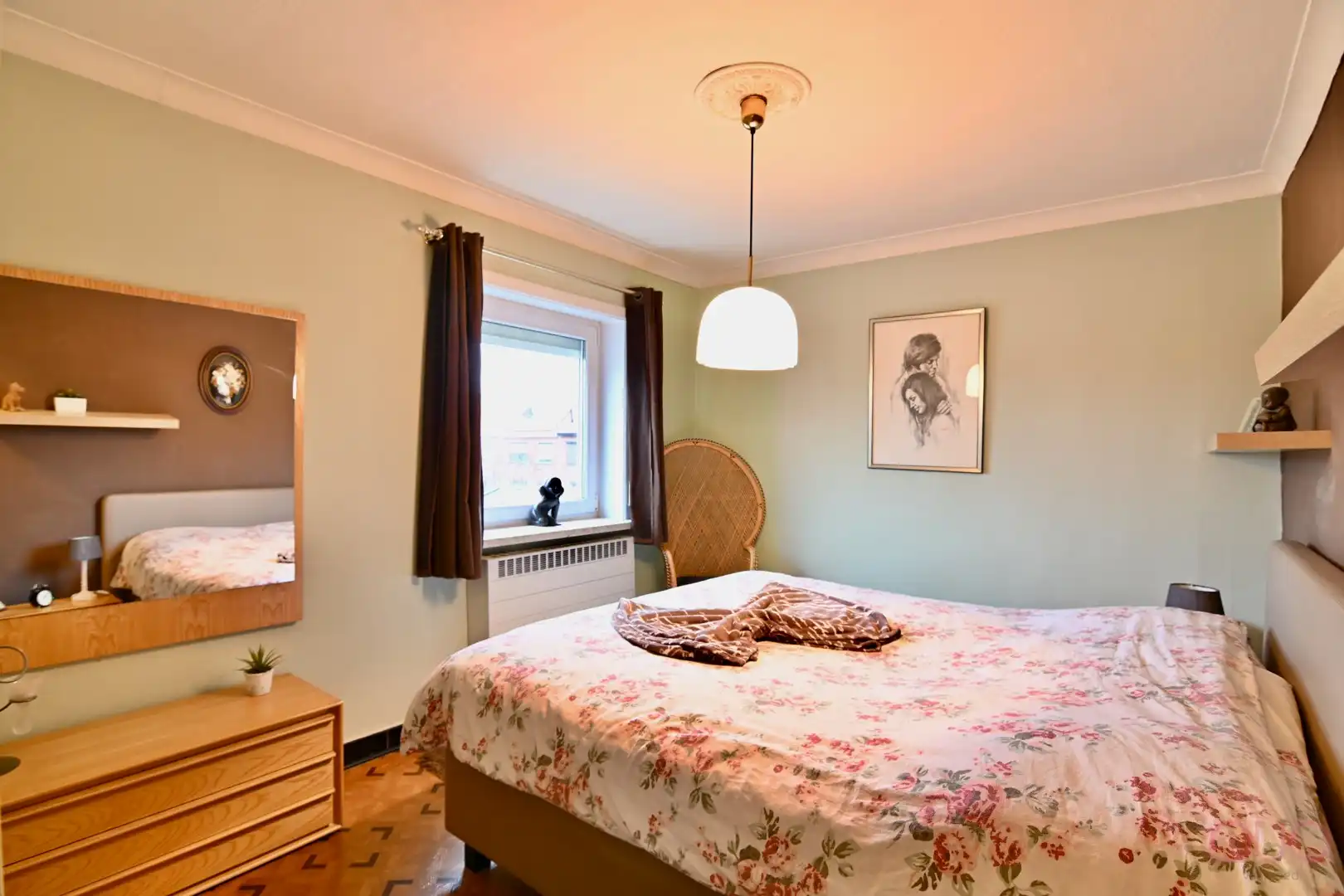 Instapklare gezinswoning met gezellige tuin in de Truiense stadsrand foto 12