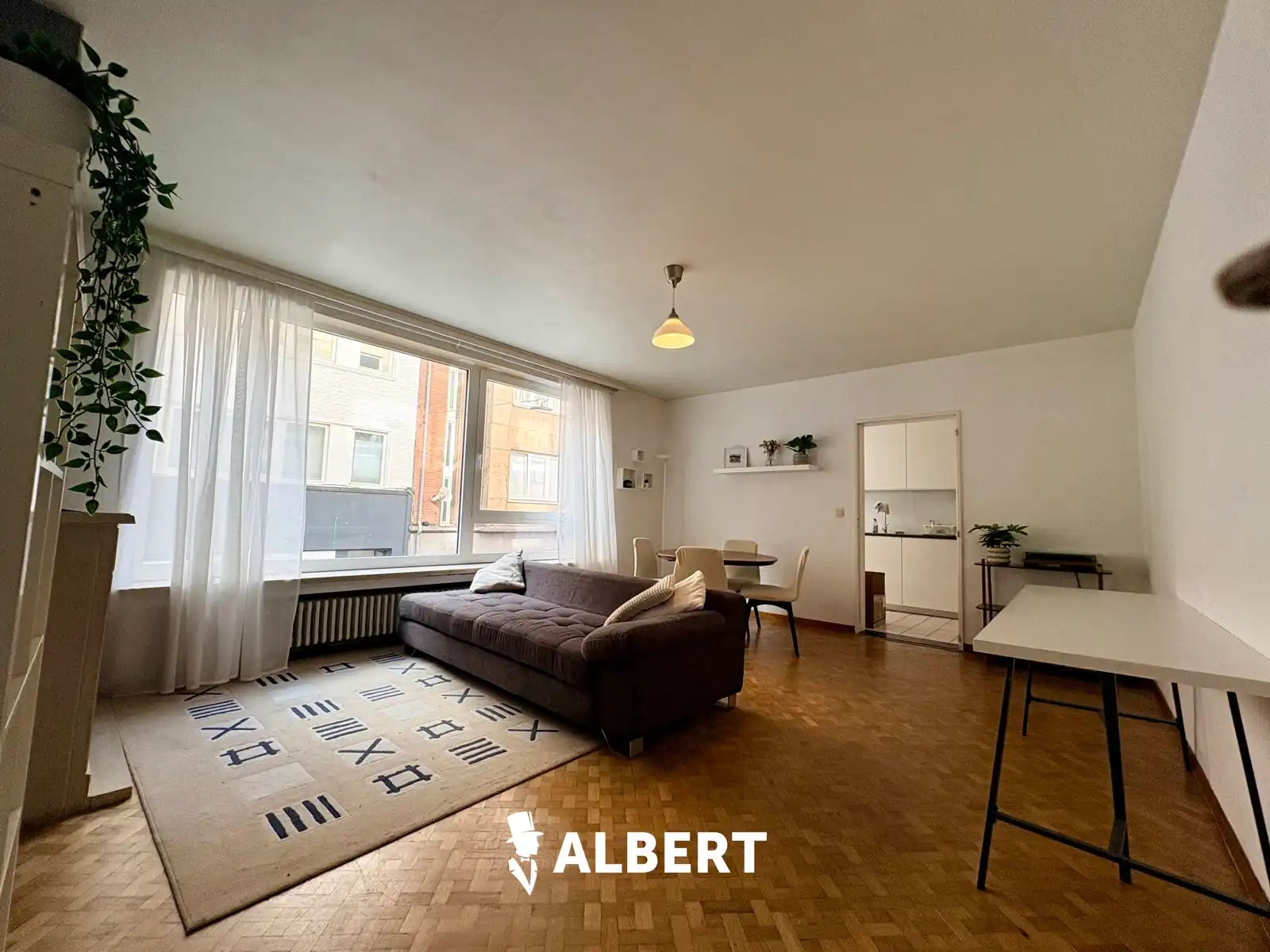 Lichtrijk, gerenoveerd app.met 2 slpk. in centrum  Leuven! foto 2