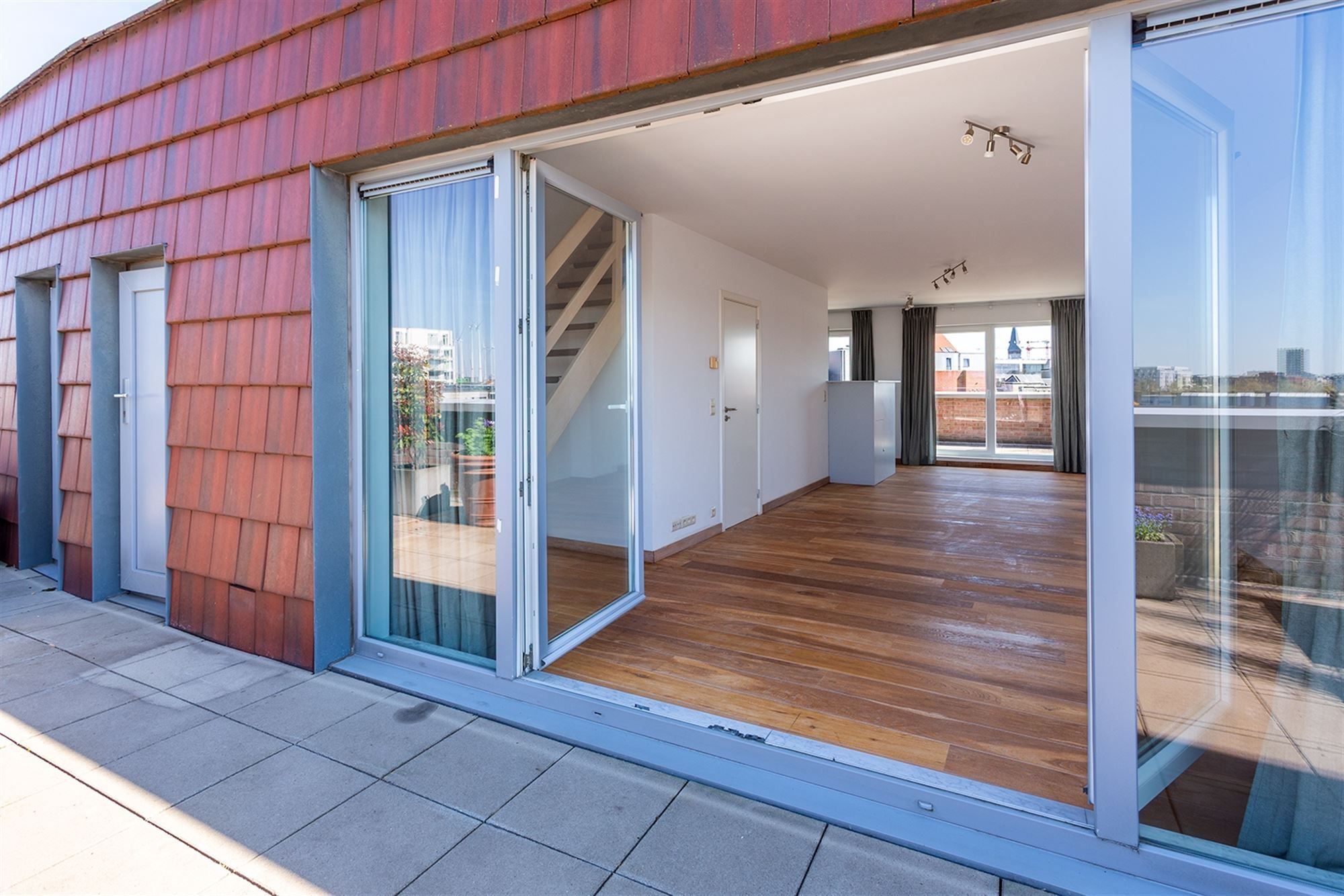 Lichtrijke duplexpenthouse met twee terrassen foto 15