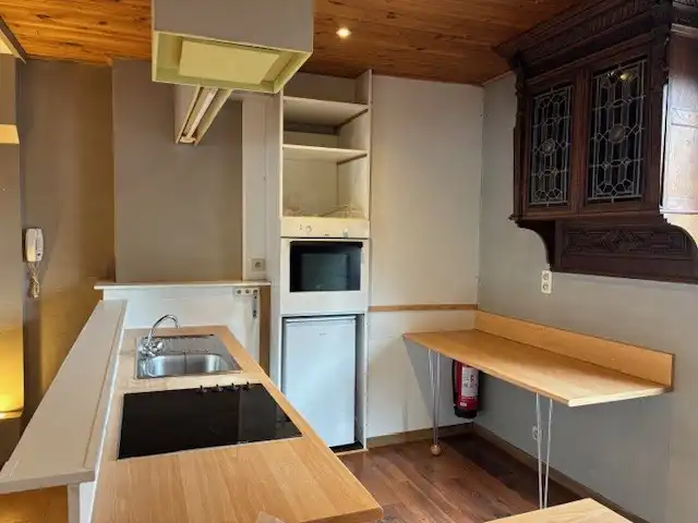 Op te frissen woning met klein ateliertje (+/- 60m²), elektr. goedgekeurd, energielabel B... foto 6