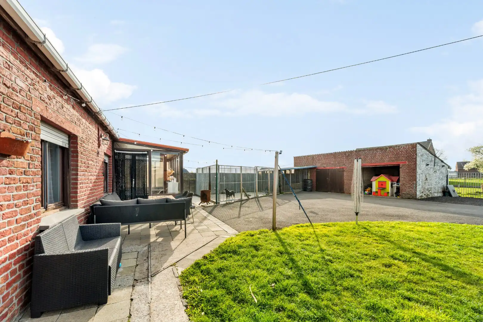 Open woning met 3 slaapkamers, dubbele garage en prachtig landelijk zicht in Wingene foto 13