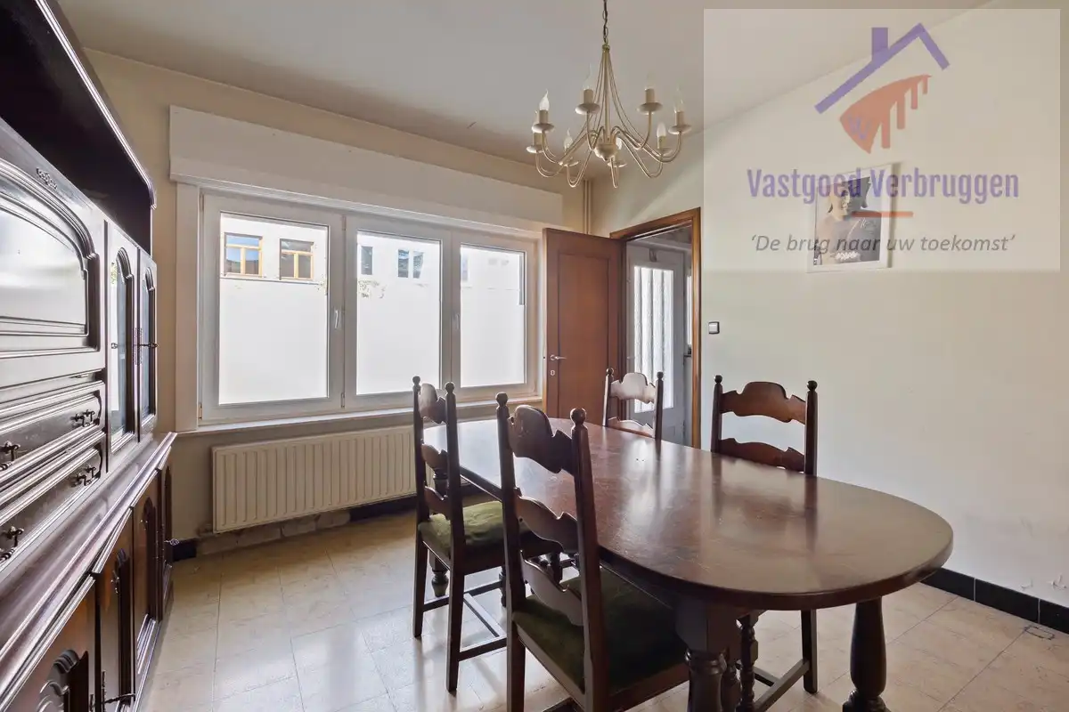 Te renoveren solide woning met prachtige stadstuin op toplocatie in centrum Aalst foto 6