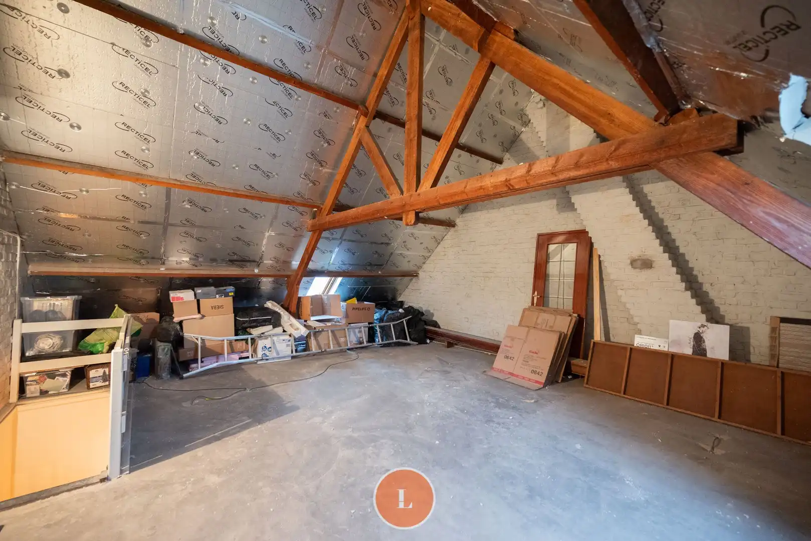 Instapklare woning vlakbij centrum Menen foto 14