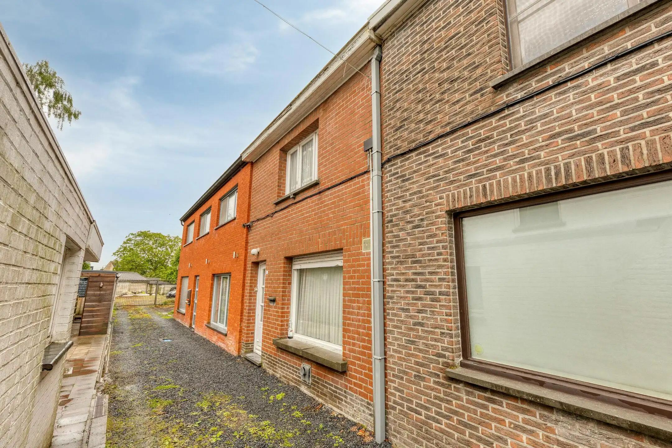 Te renoveren woning met grote tuin en bijgebouw te Heule foto 6