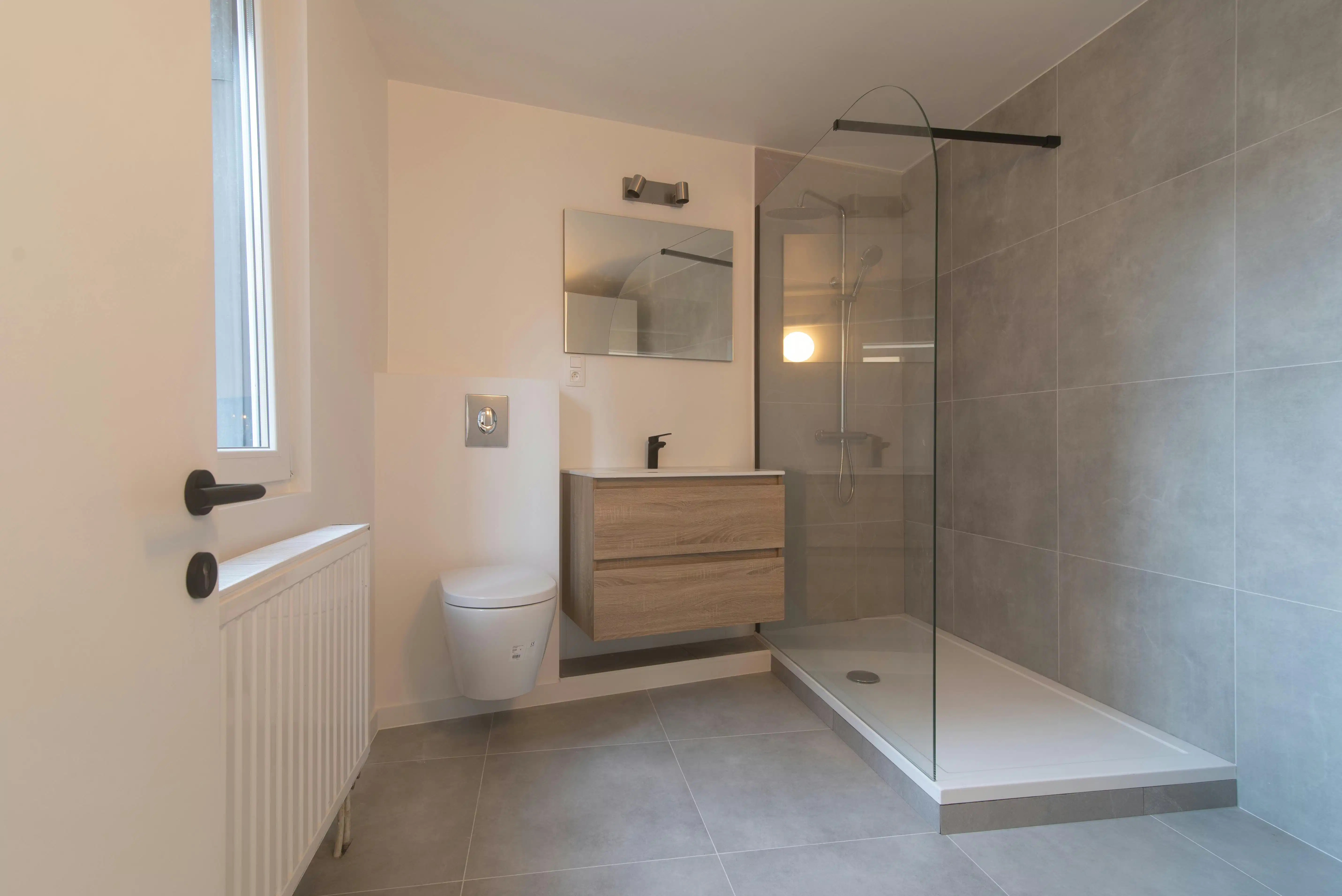 Lichtrijk appartement met één slaapkamer te Oostende foto 8