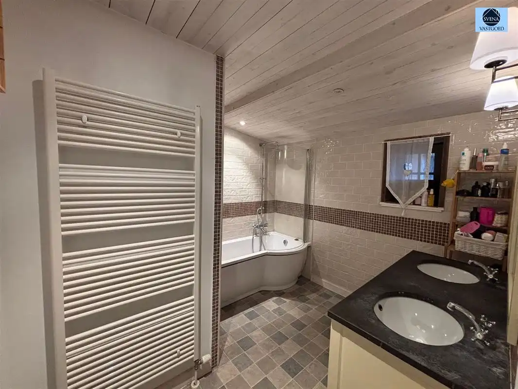 KARAKTERVOLLE WONING MET 5 SLAAPKAMERS foto 16