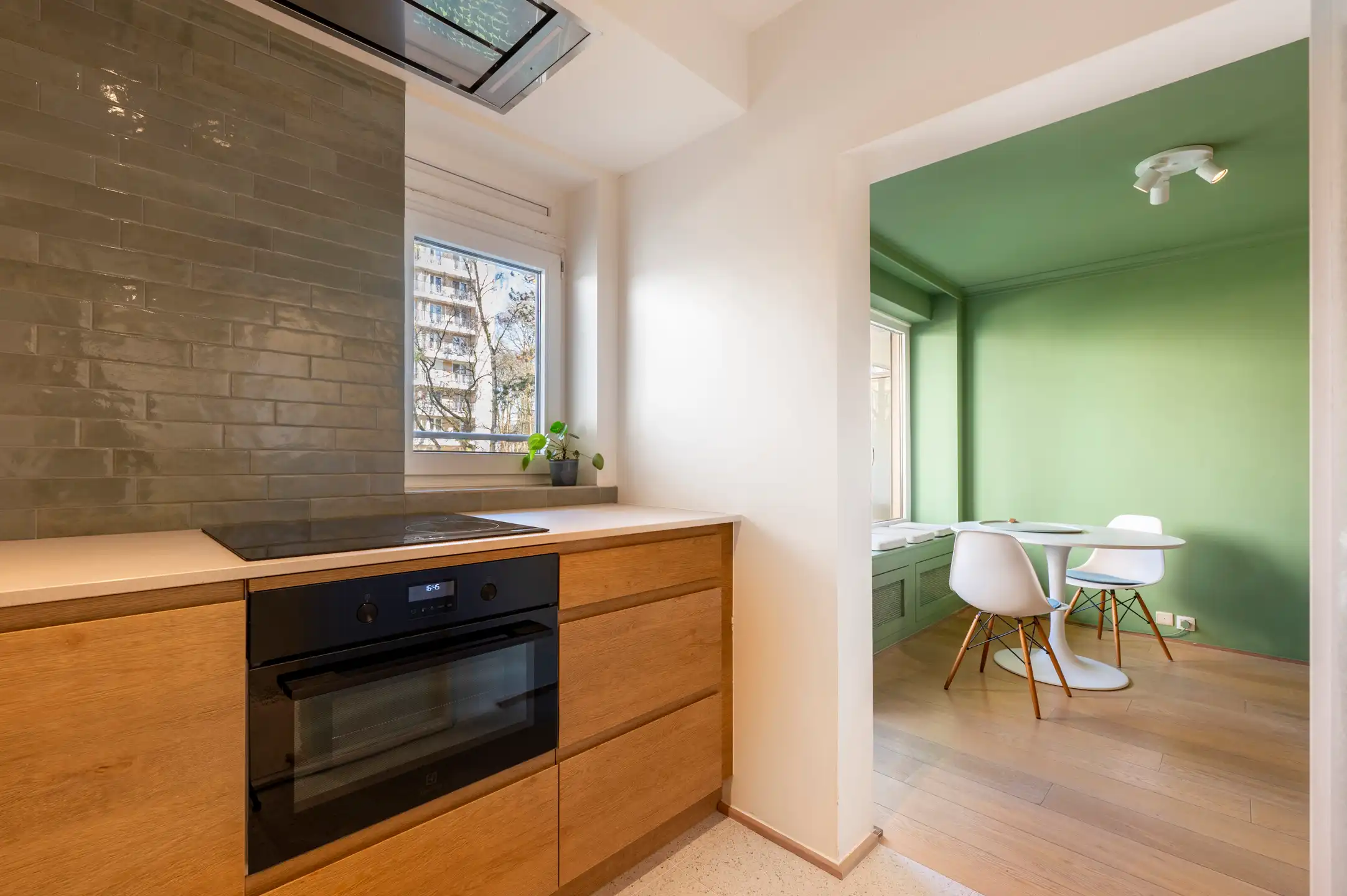 Smaakvol gerenoveerde studio op toplocatie foto 9