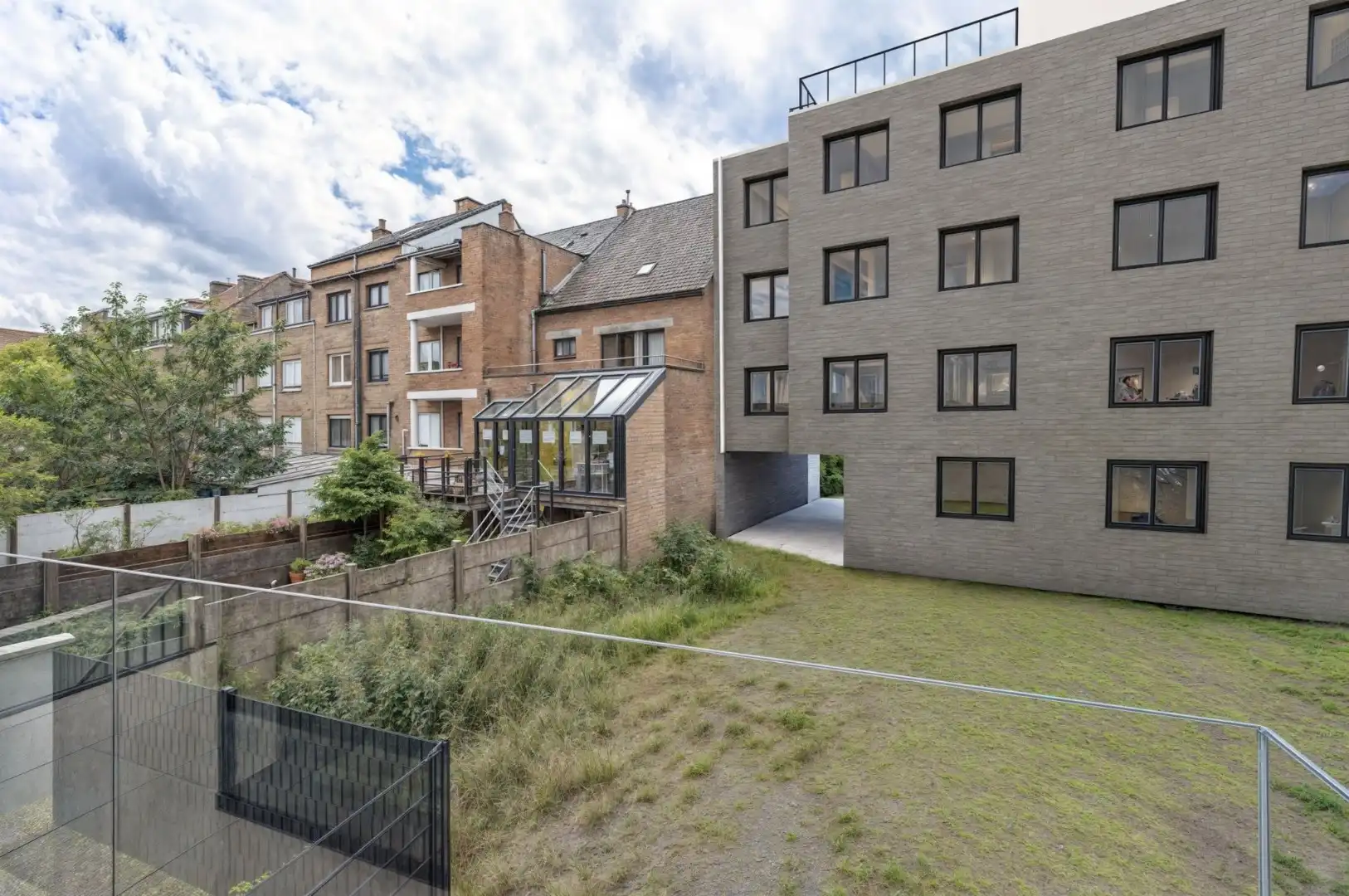 Luxe-appartement met privatief tuintje foto 16