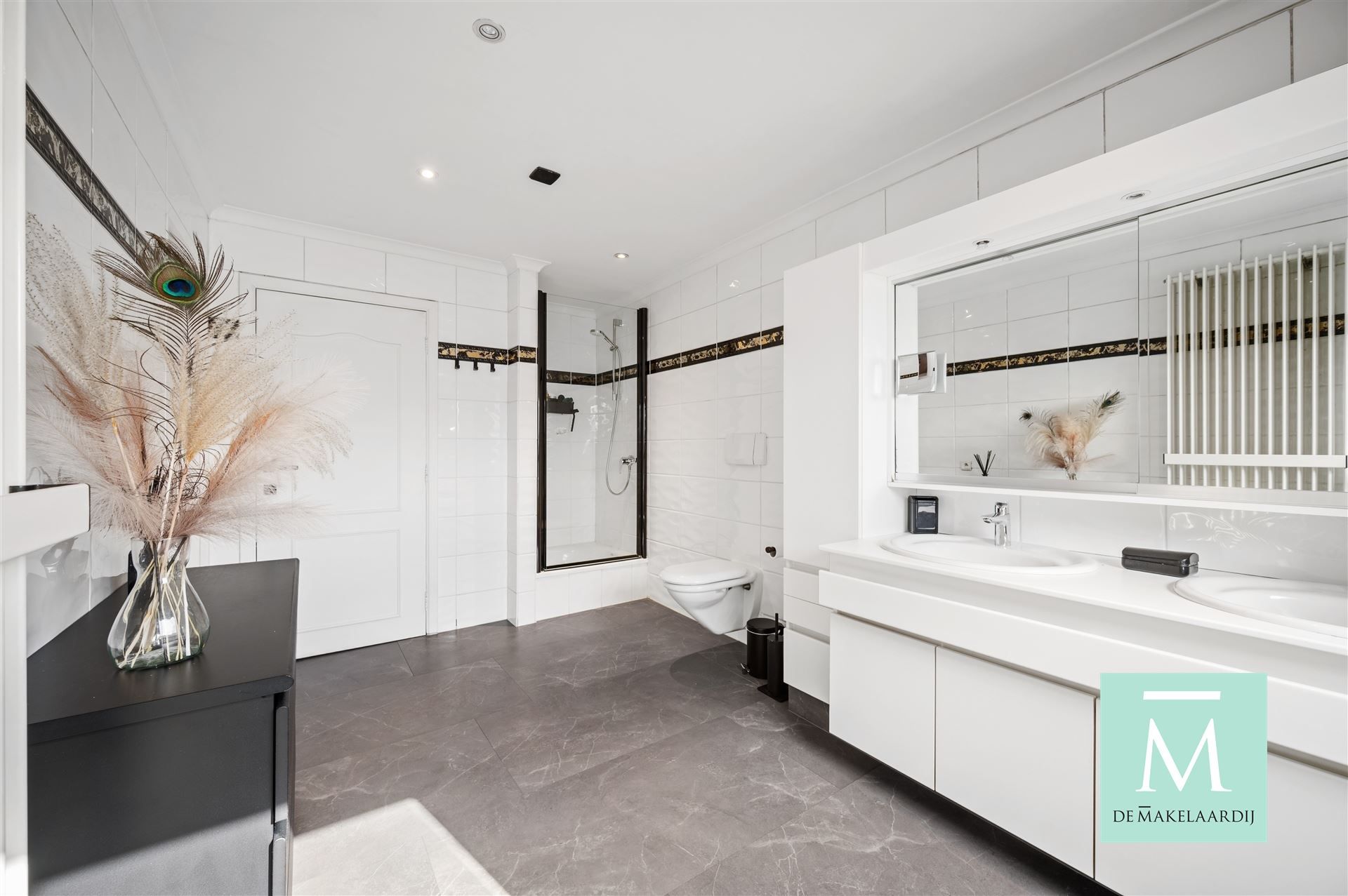 Prachtige handelswoning met overdekte garage nabij de vaart te Mechelen foto 25