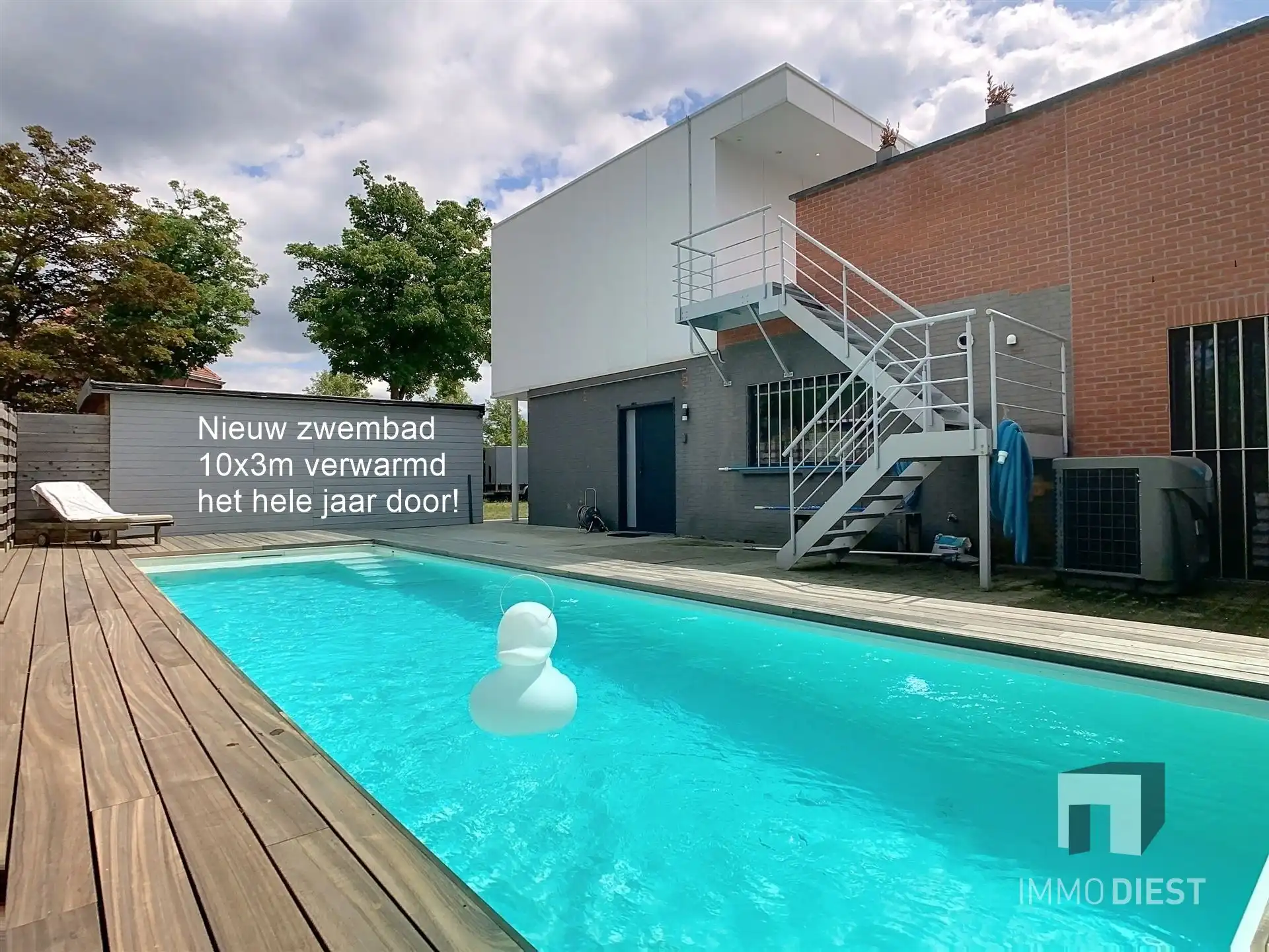 Handelspand met luxe woonst op goede locatie foto 2