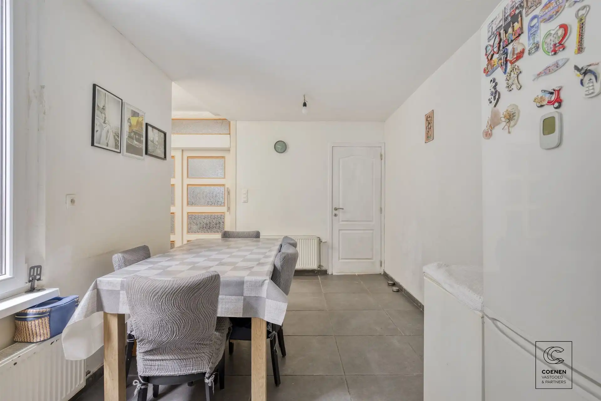Charmante gezinswoning met 5 slaapkamers en stadskoer! foto 4