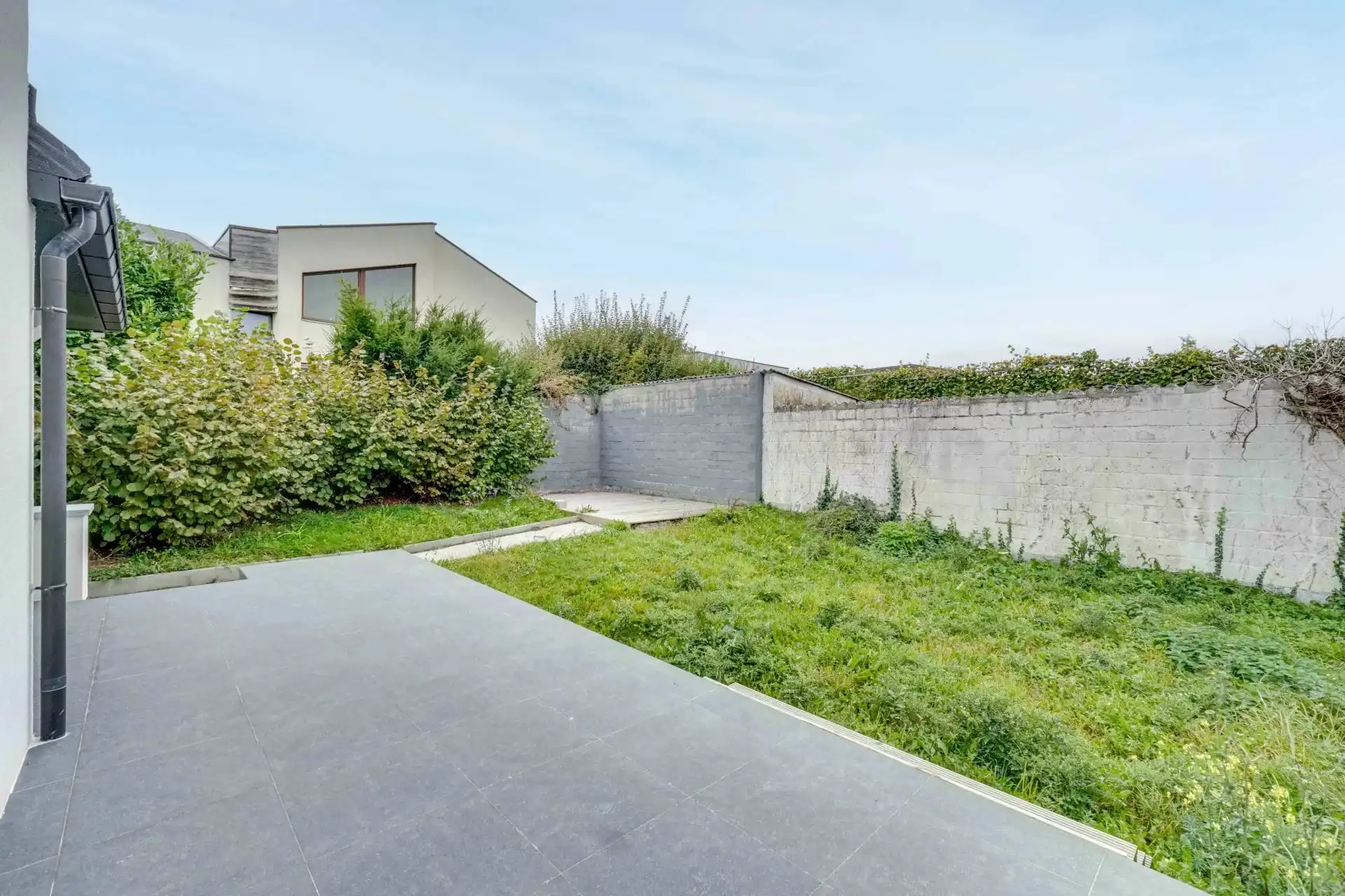 Eigentijdse woning met tuin in rustige omgeving foto 27