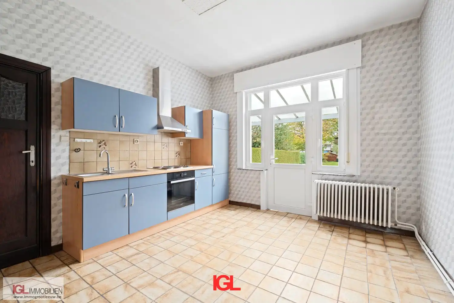 Karaktervolle ééngezinswoning met 4 slaapkamers en mooie tuin in het centrum van Ruisbroek foto 8