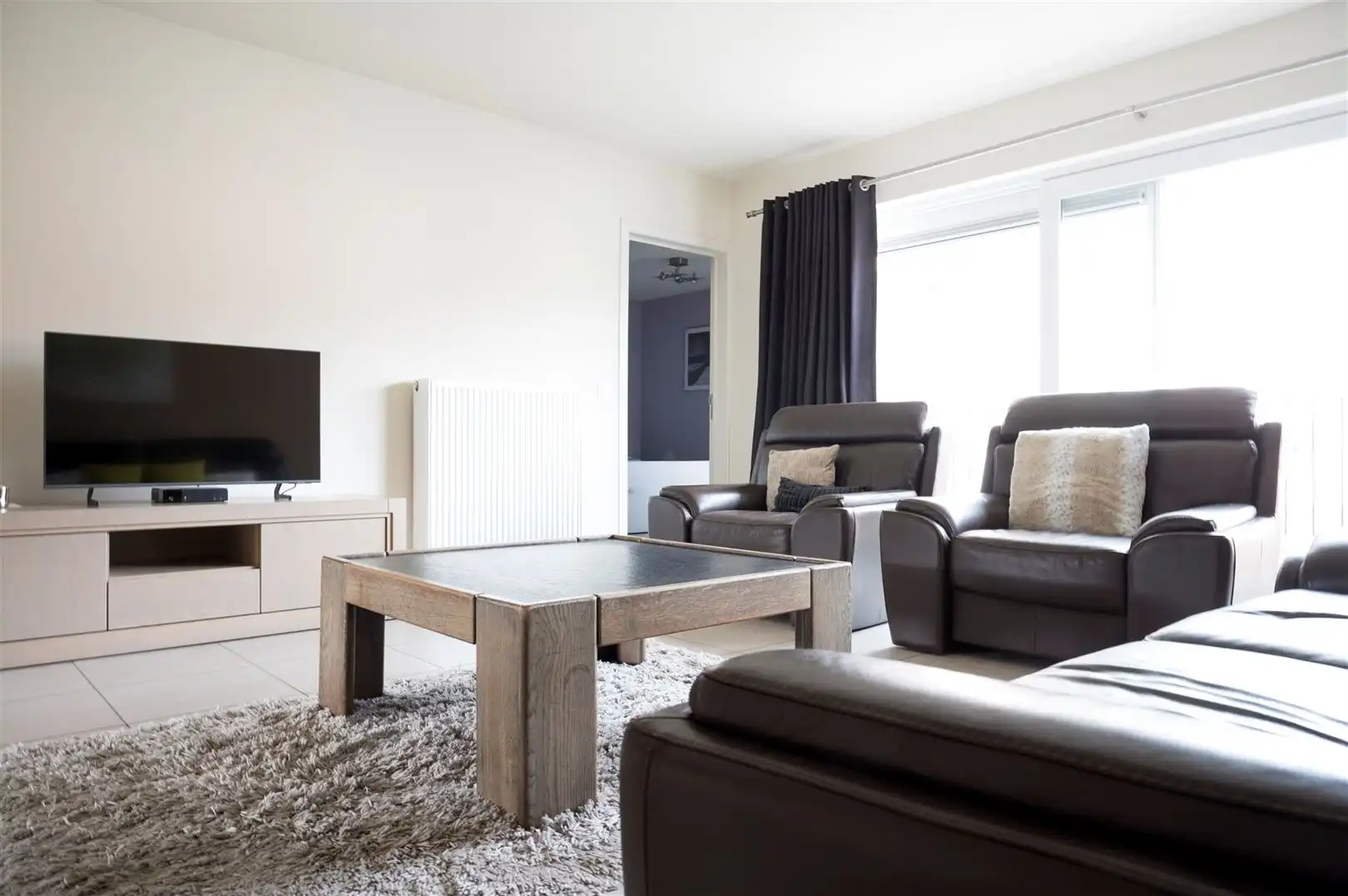 Appartement  TE HUUR aan de stadsrand van Oudenaarde. foto 3