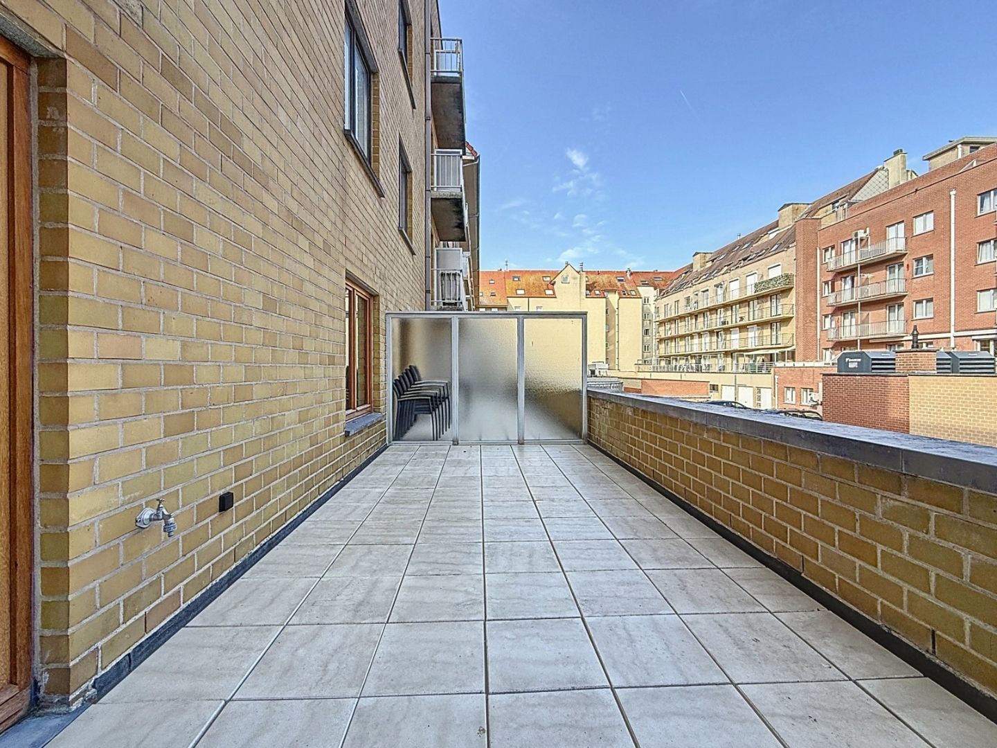 Stijlvol gerenoveerd appartement in Nieuwpoort foto 12