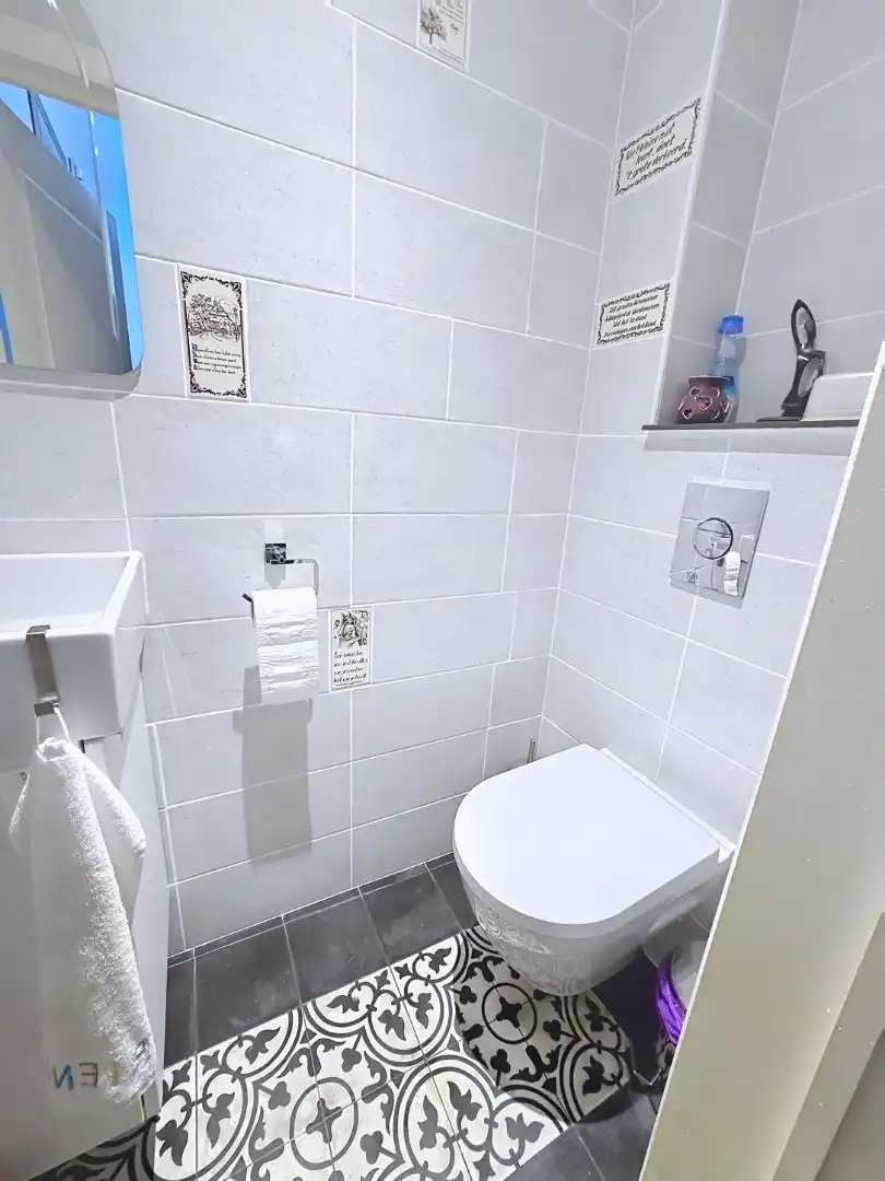 Ruime en centraal gelegen woning met dubbele garage foto 22