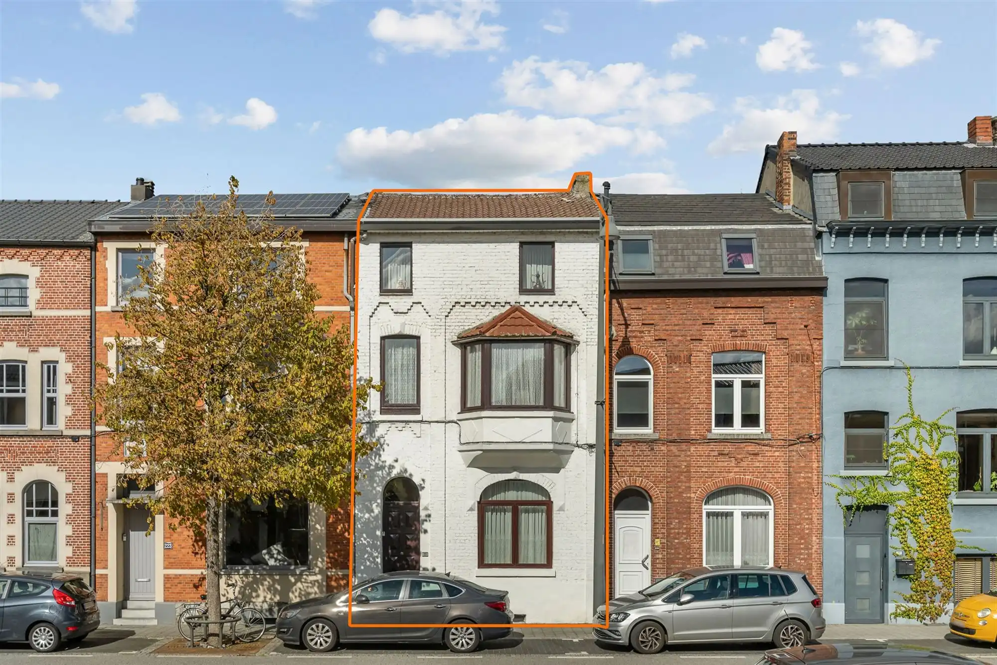 Hoofdfoto van de publicatie: CENTRAAL GELEGEN WONING (197M²) MET 5 SLAAPKAMERS EN BUITENRUIMTE TE HASSELT CENTRUM