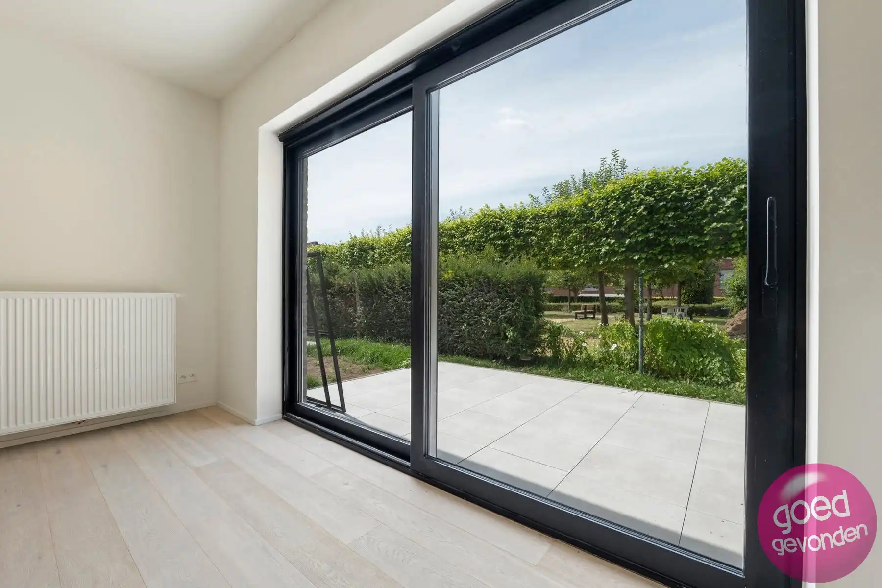 NIEUW APP - 1of2 SLK - TERRAS - KELDER - CENTRUM - GEEN BTW foto 11