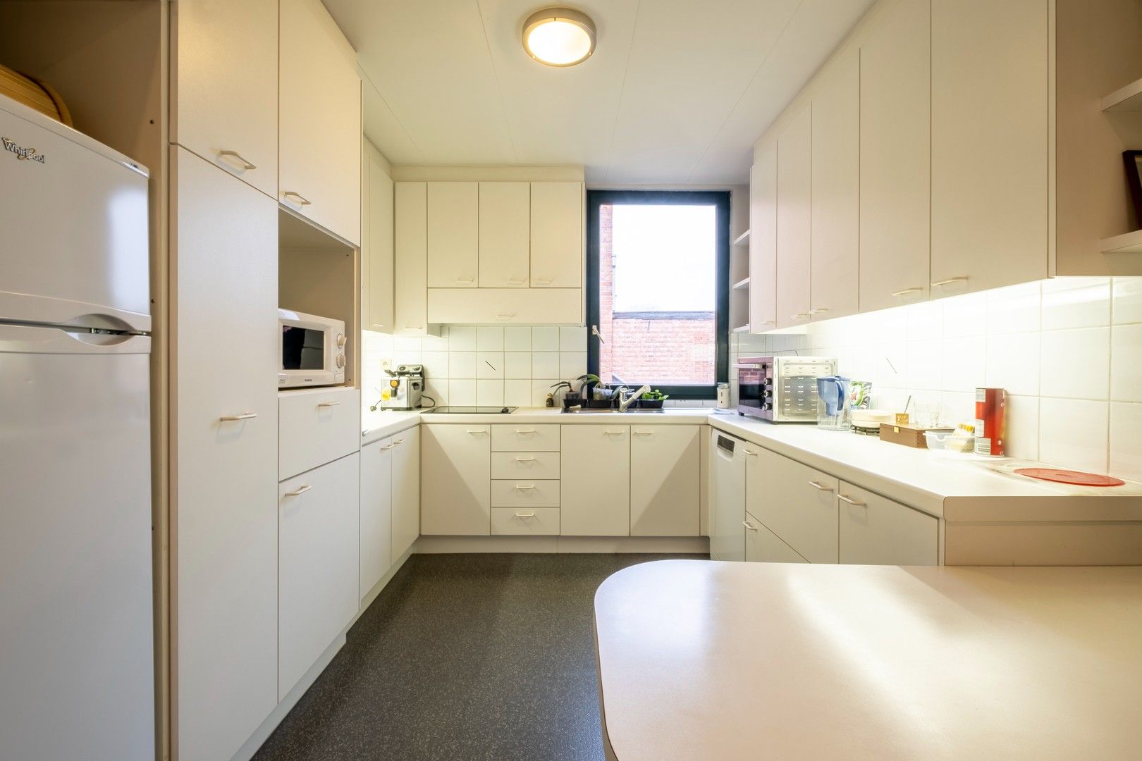 Handelspand met woonst in centrum Zwijndrecht foto 13