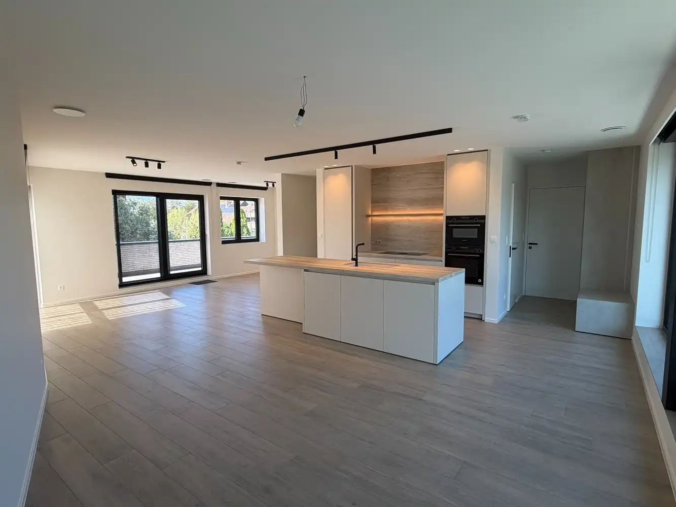 Genk, Weg naar As 194 bus 21: Luxueus en energieneutraal nieuwbouwappartement met 1 slaapkamer en 2 grote terrassen ! foto 10