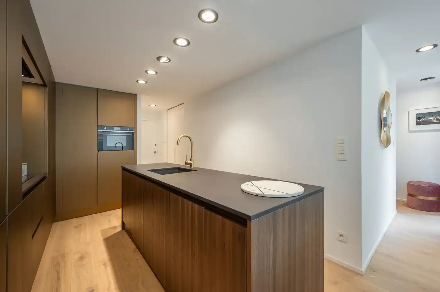 Royaal villa-appartement met frontaal zeezicht, aan de Wandeldijk in het Zoute foto 3