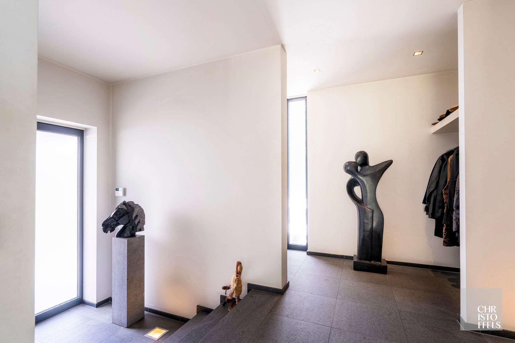 Ruime stijlvolle moderne villa (547m²) op zuid gericht grondperceel van 2.531m² foto 17