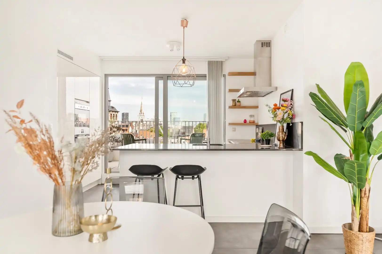 Penthouse met ruime terrassen en prachtige zichten!  foto 11