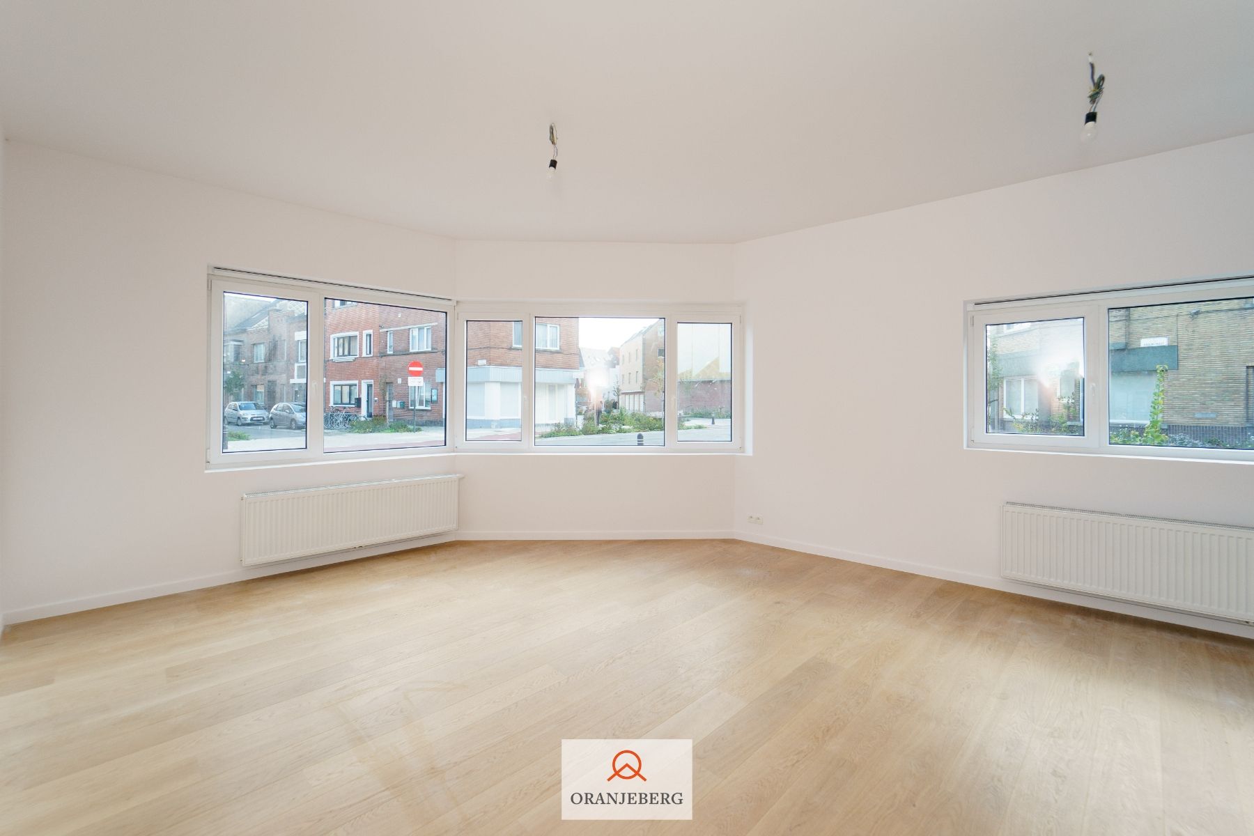 Gerenoveerd gelijkvloers appartement vlakbij station Gent-Sint-Pieters foto 3