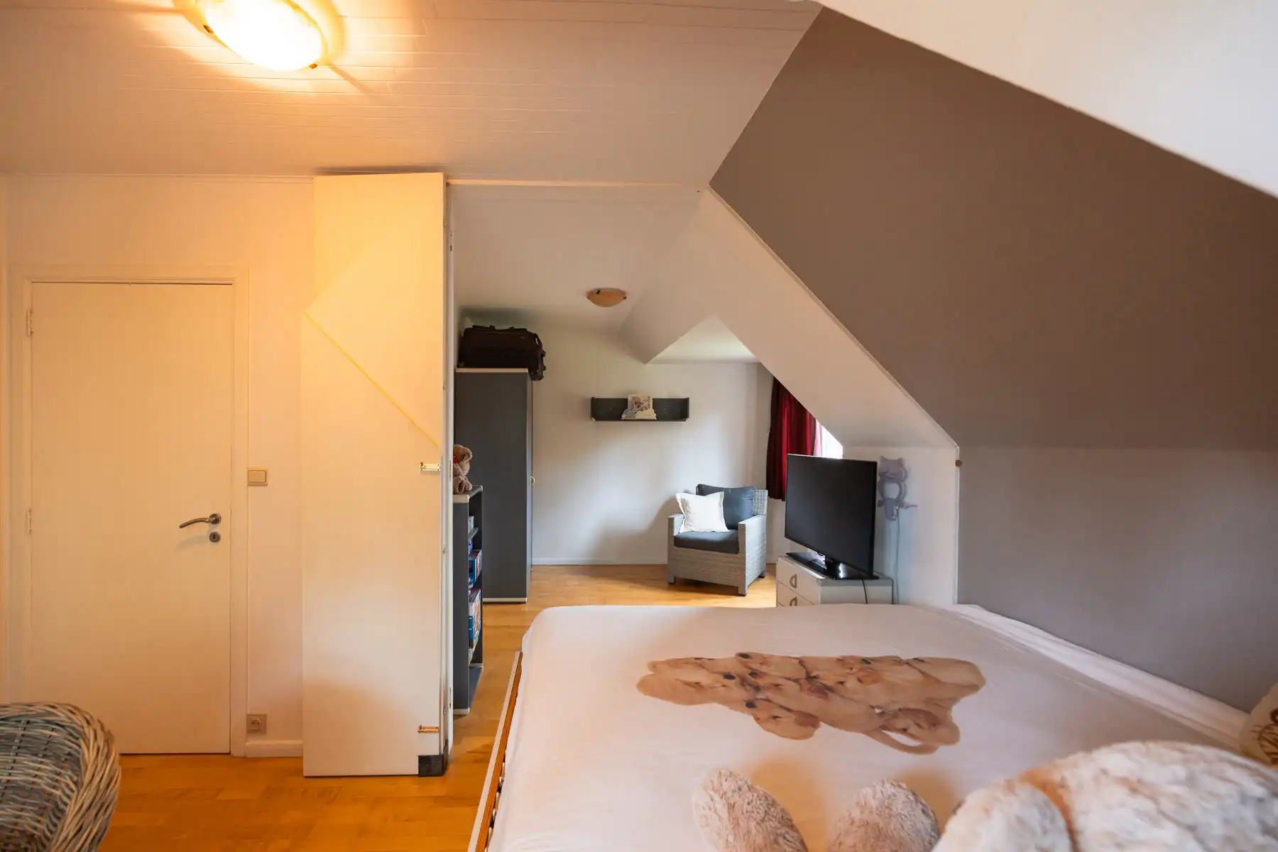 Rustig en groen gelegen statige, instapklare villa foto 20
