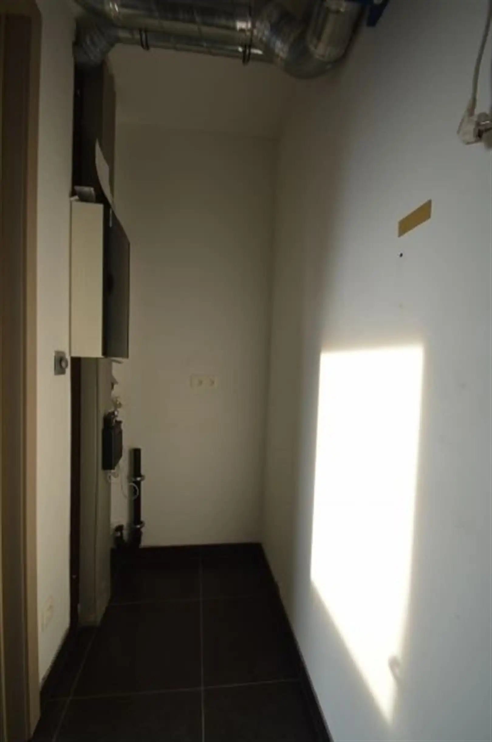 Prachtig Duplex appartement (106 m2) gelegen op het 2de verdiep te Dendermonde (Baasrode). foto 12