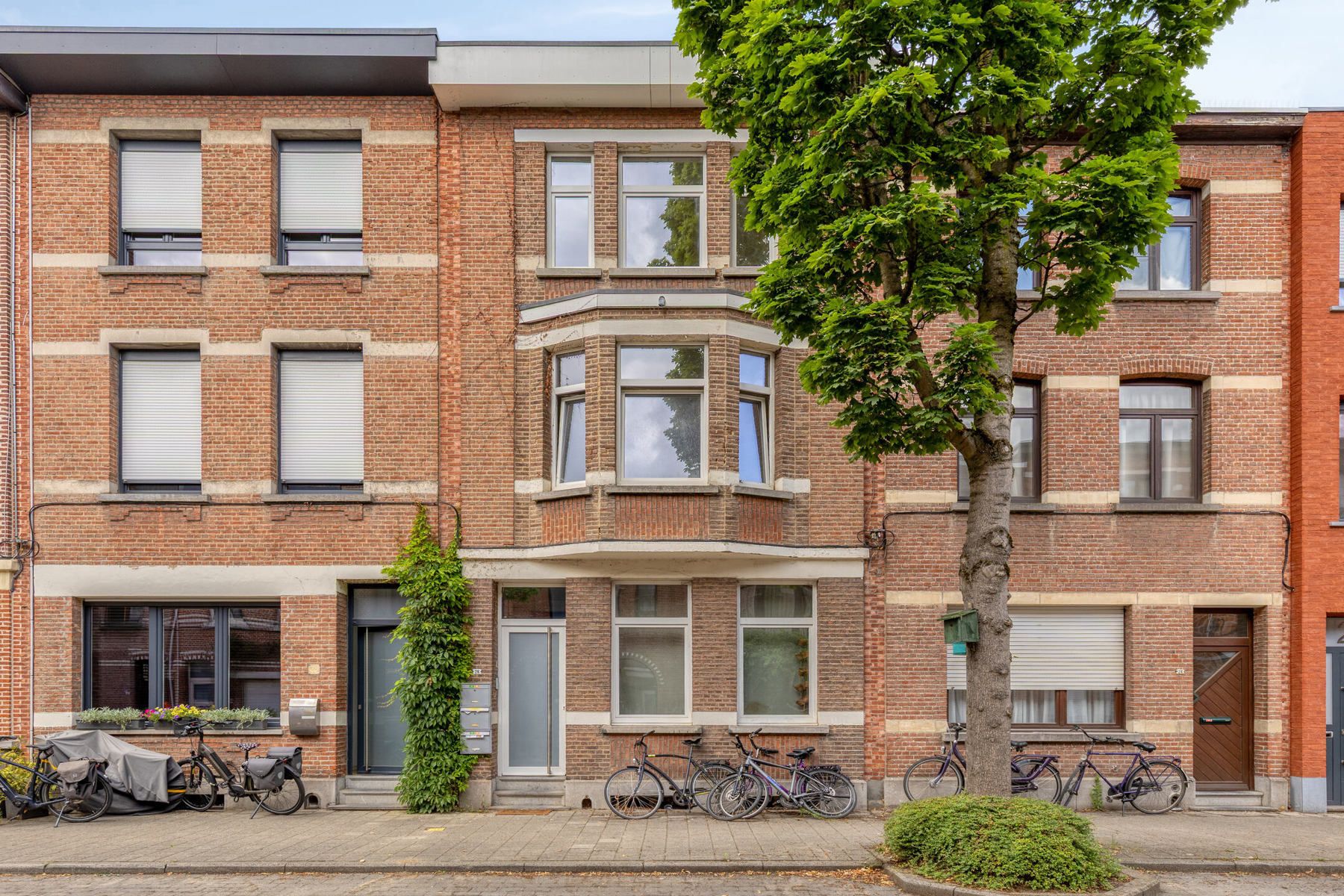 Instapklaar één-slaapkamerappartement in herenwoning. foto 10