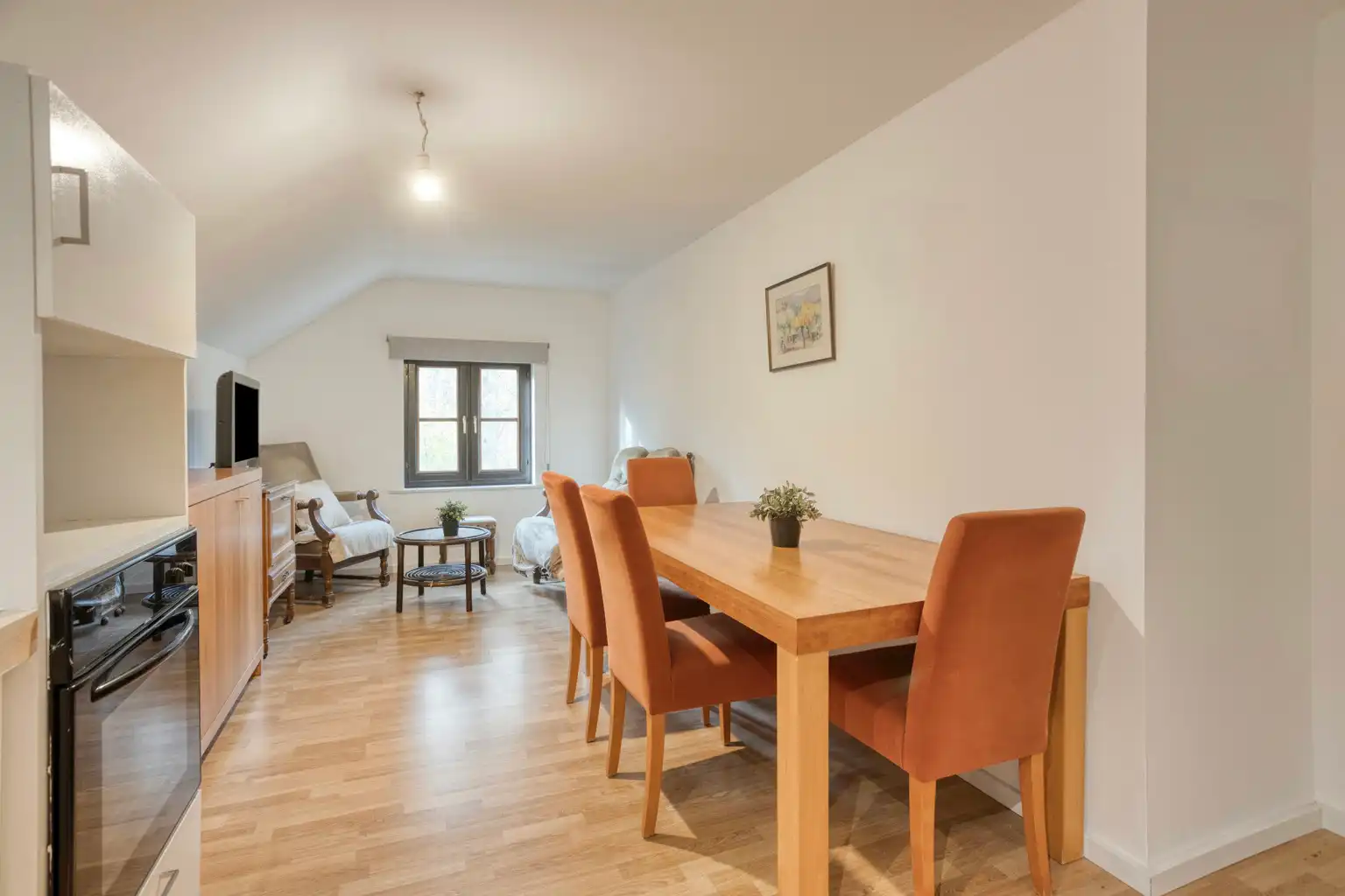 Prachtige en kwalitatieve woning op toplocatie in Linden foto 18