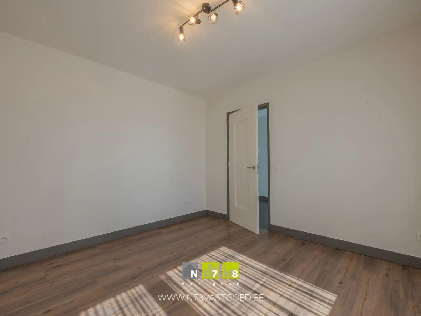 Huis te koop foto 14