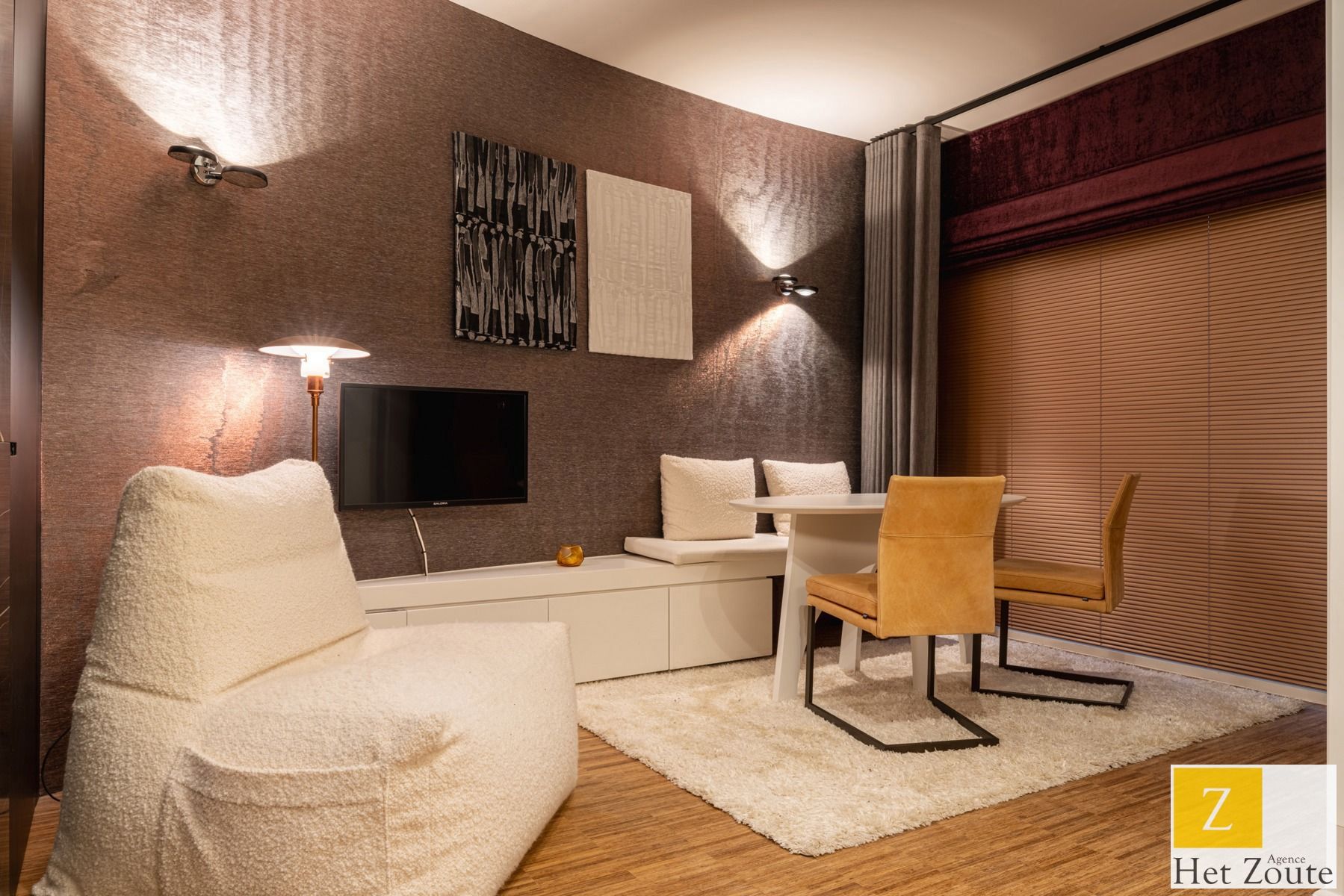 Handelspand met studio op uitstekende ligging te Knokke foto 2