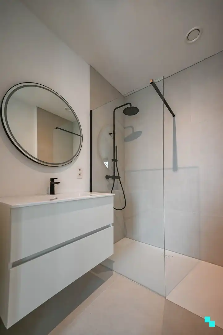 Nieuw, stijlvol appartement met uniek parkzicht foto 19