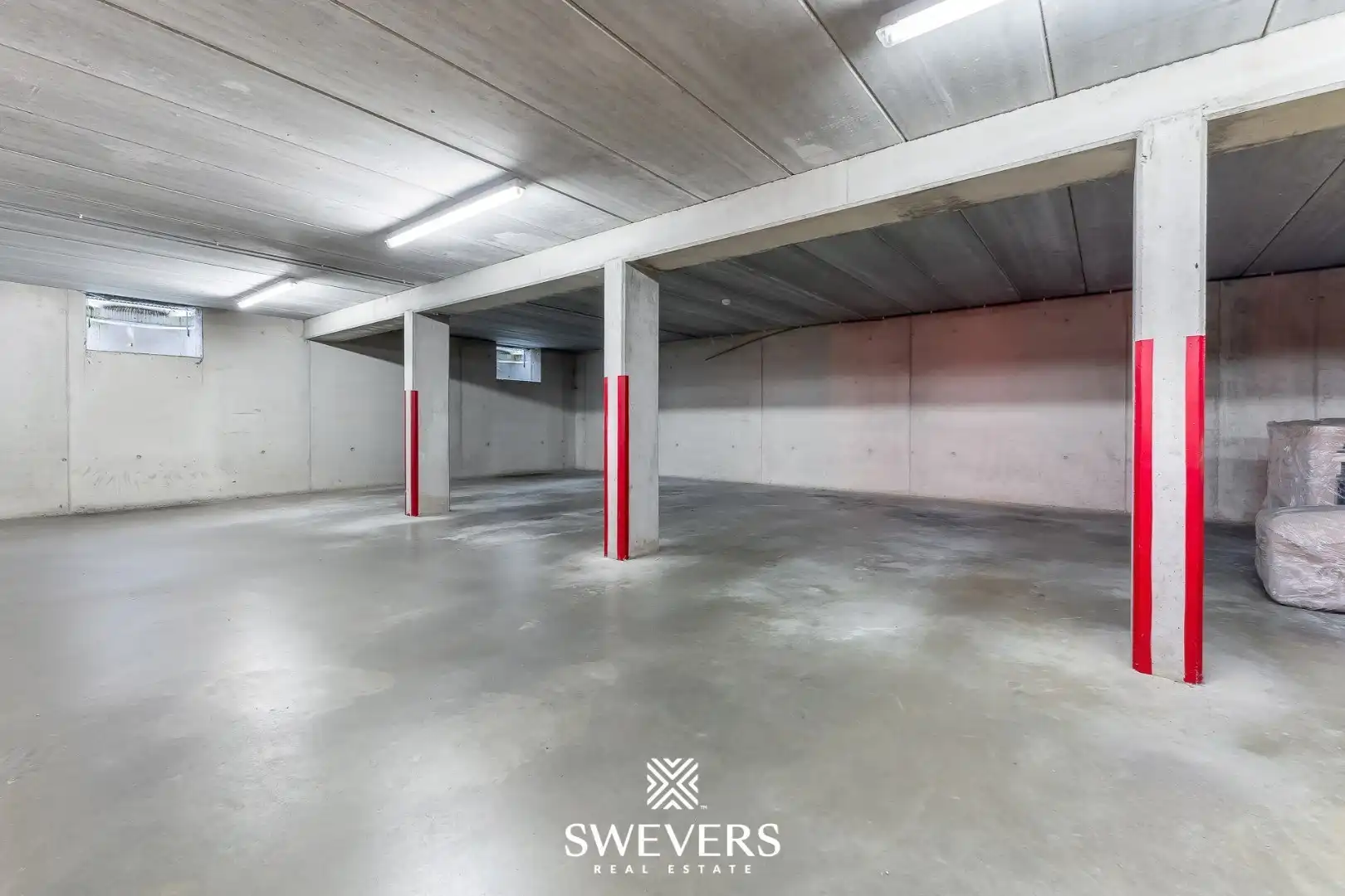 Ruim appartement net buiten Beringen-centrum met uitzicht rondom foto 19