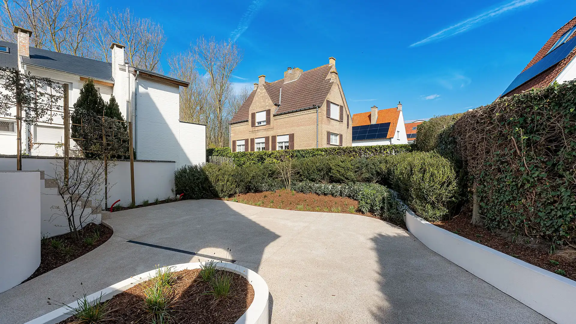 Exclusieve koppelvilla met hoogwaardige afwerking op een toplocatie in Duinbergen. foto 23