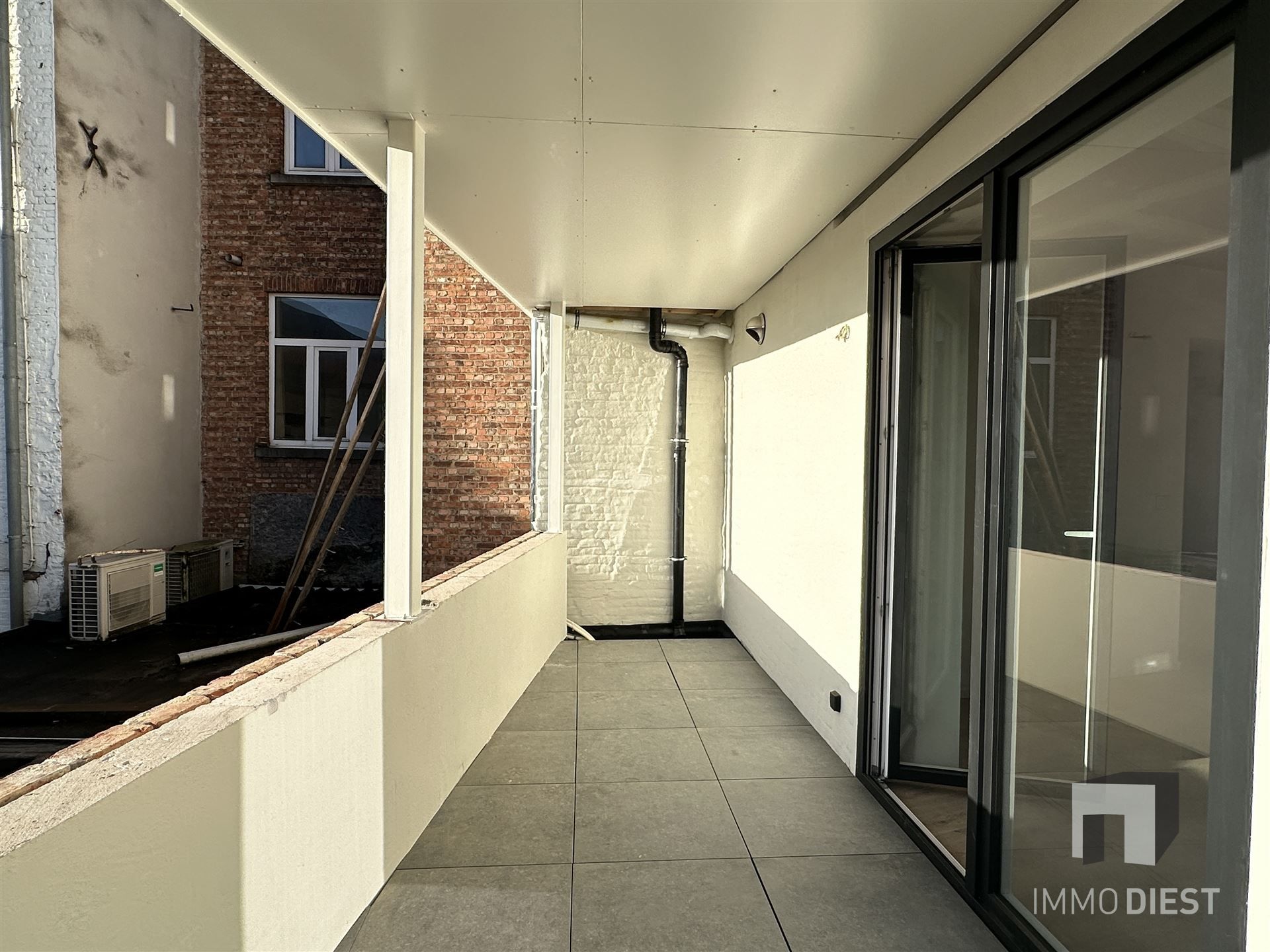 Knap appartement met terras en 2 slpks - centrum Diest - veel lichtinval foto 7