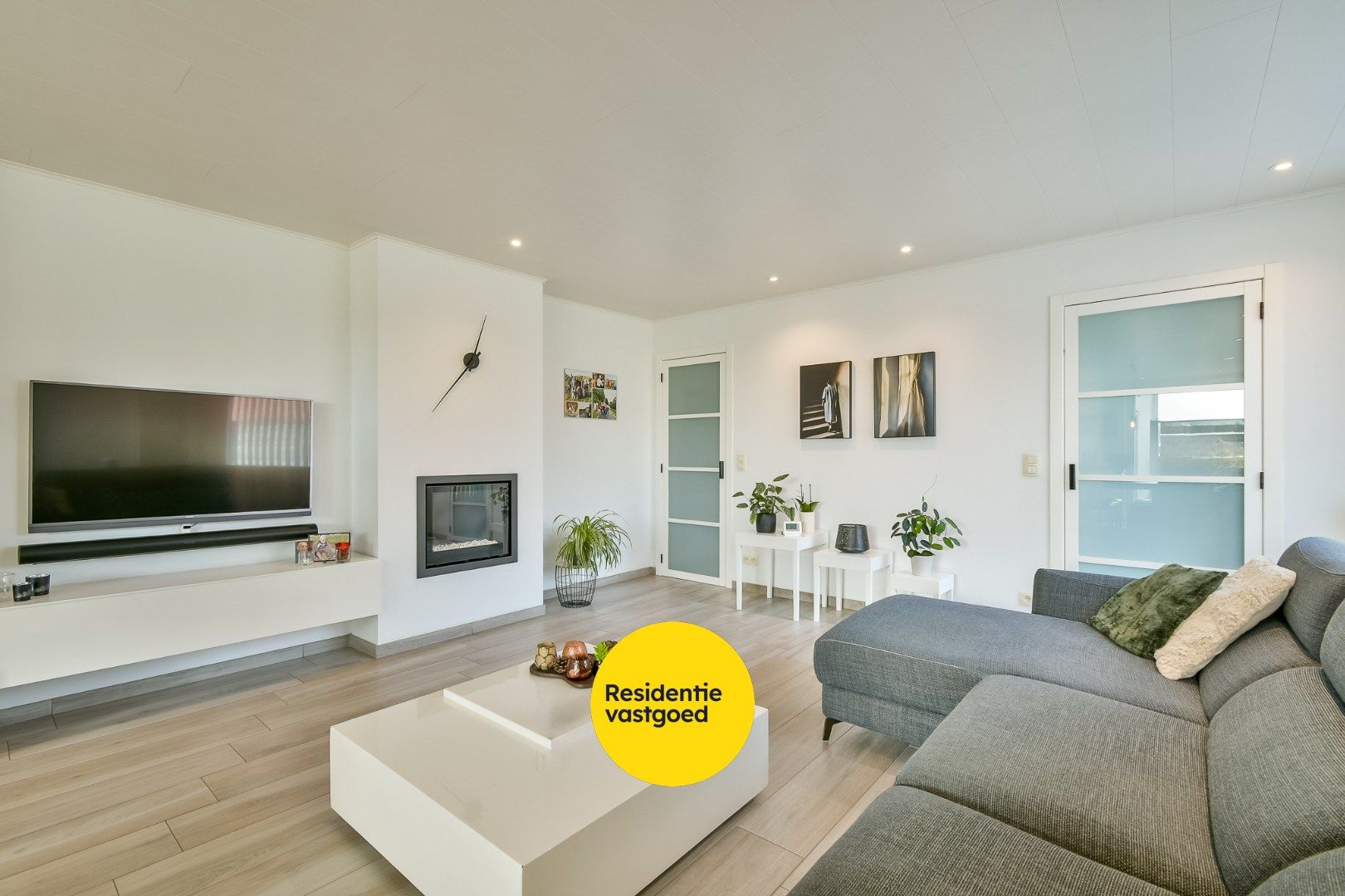 Instapklare woning op een landelijke locatie! foto {{pictureIndex}}