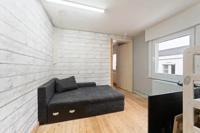 Beveren Roeselare : Nabij de kerk in Beveren ruime burgerwoning in lichte art-decostijl met 4 slaapkamers en zonnige tuin opp. 270 m² foto 10