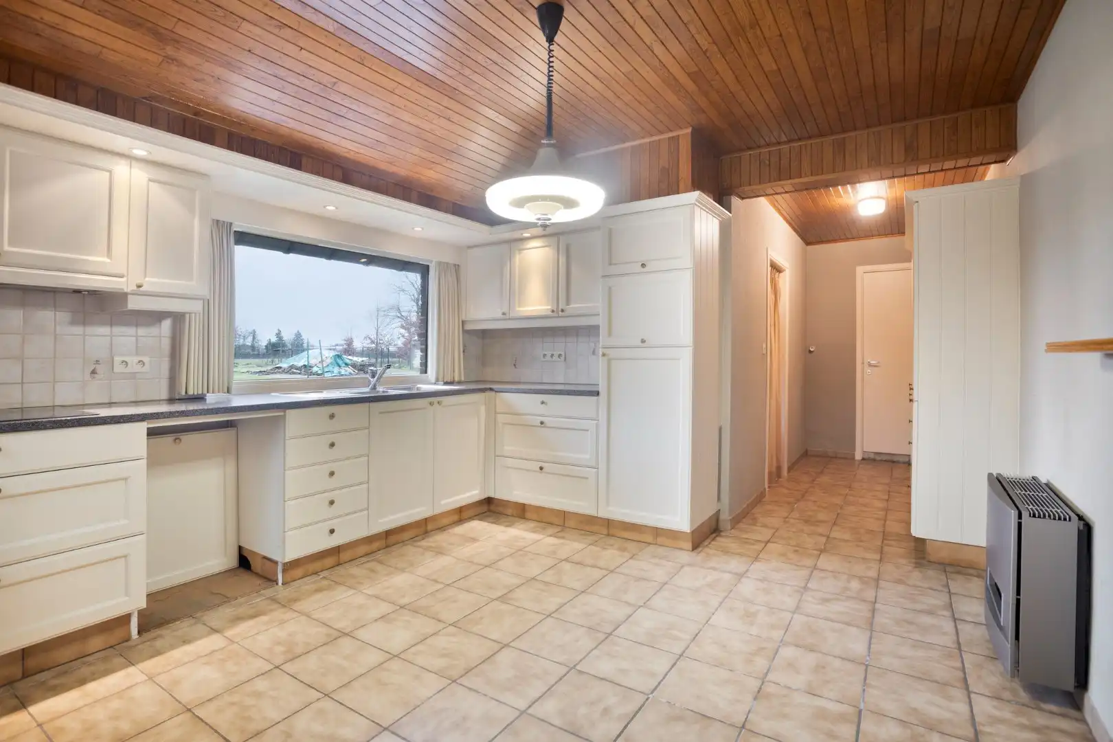 Te renoveren hoevewoning, landelijk gelegen op een uniek perceel van 1.924  m² ! foto 5