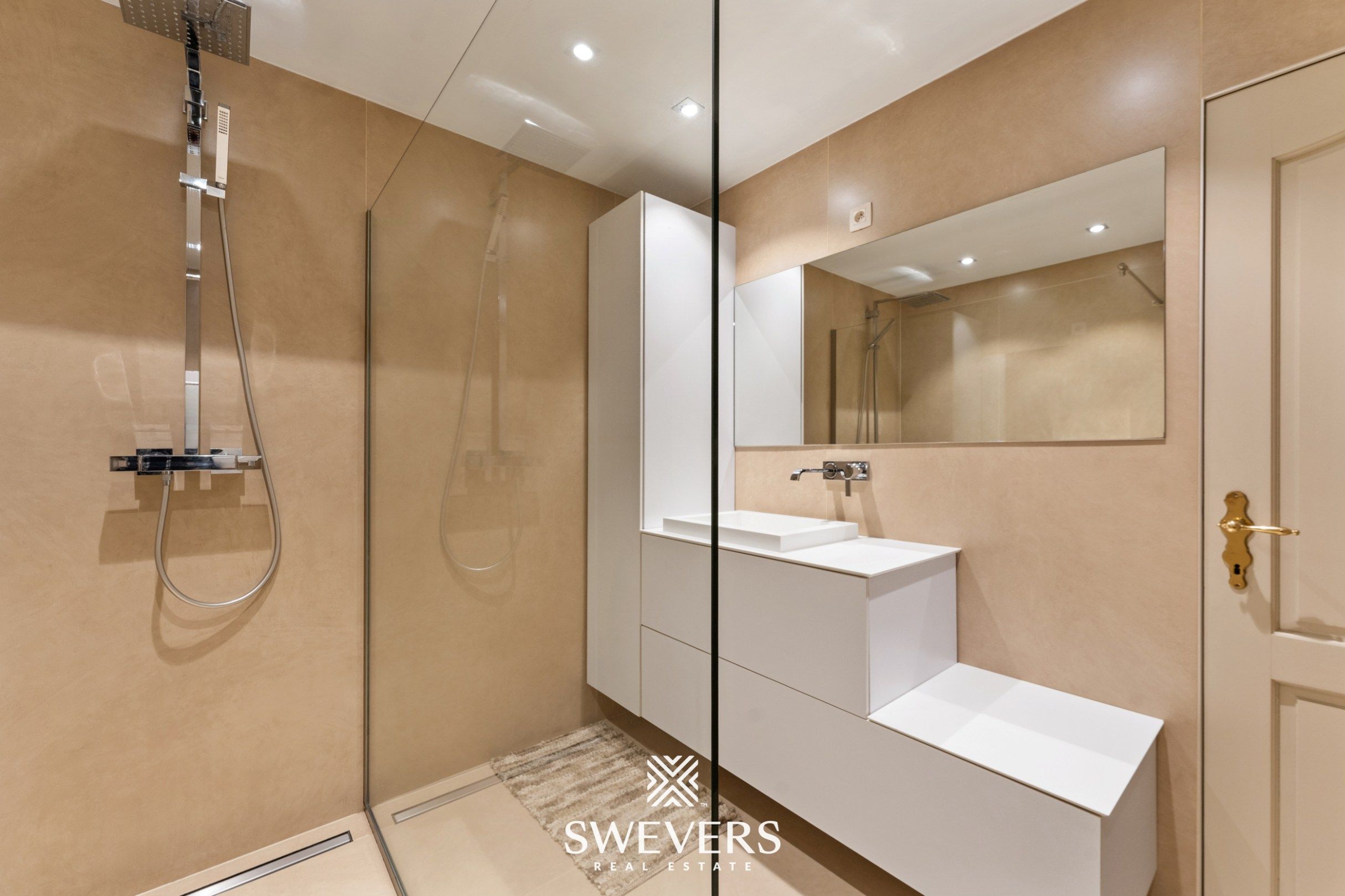 Waar ruimte en rust samenkomen: gezinswoning met 4 slaapkamers foto 16