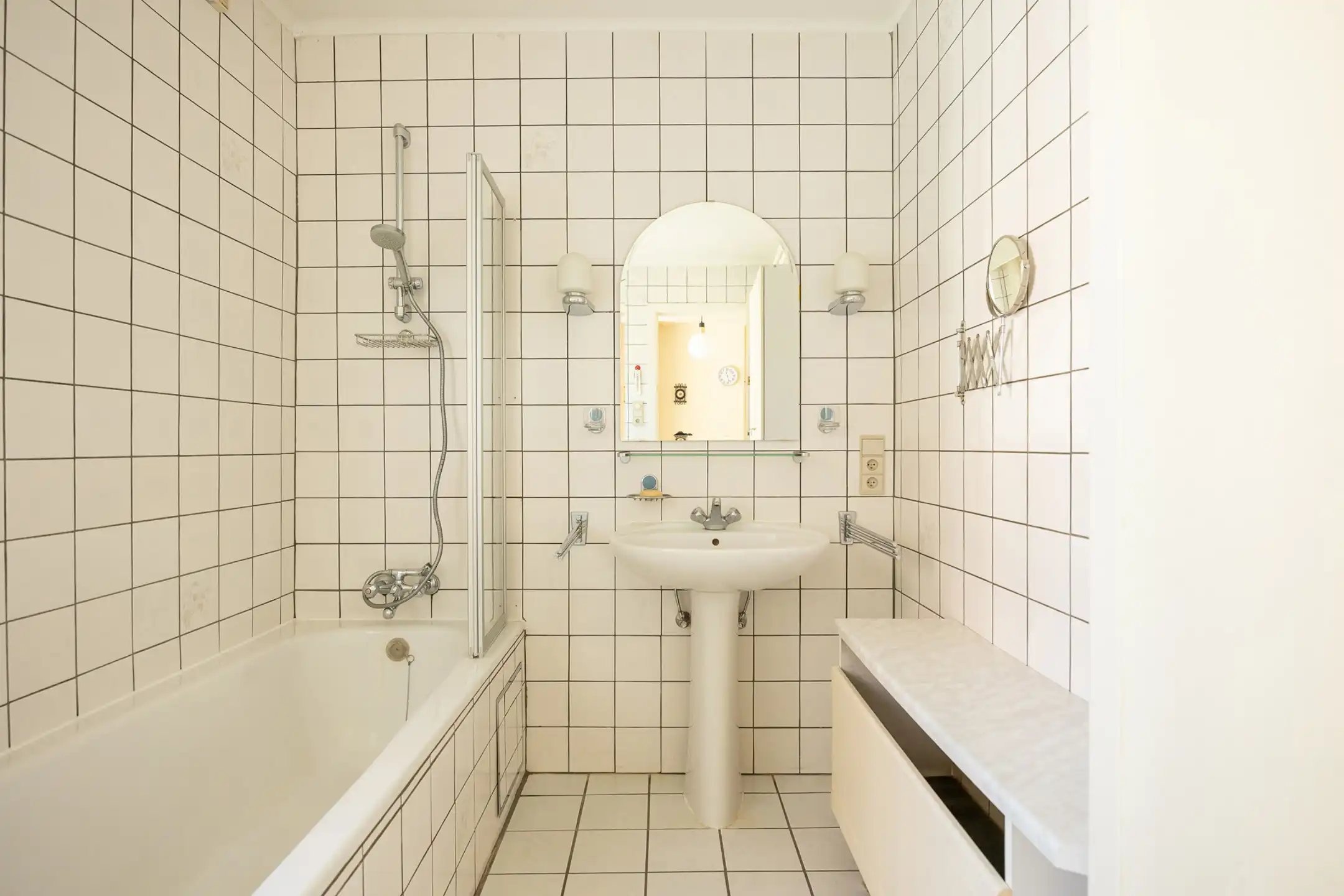 Charmante woning met 4 slpks op 742 m² met achteringang foto 18