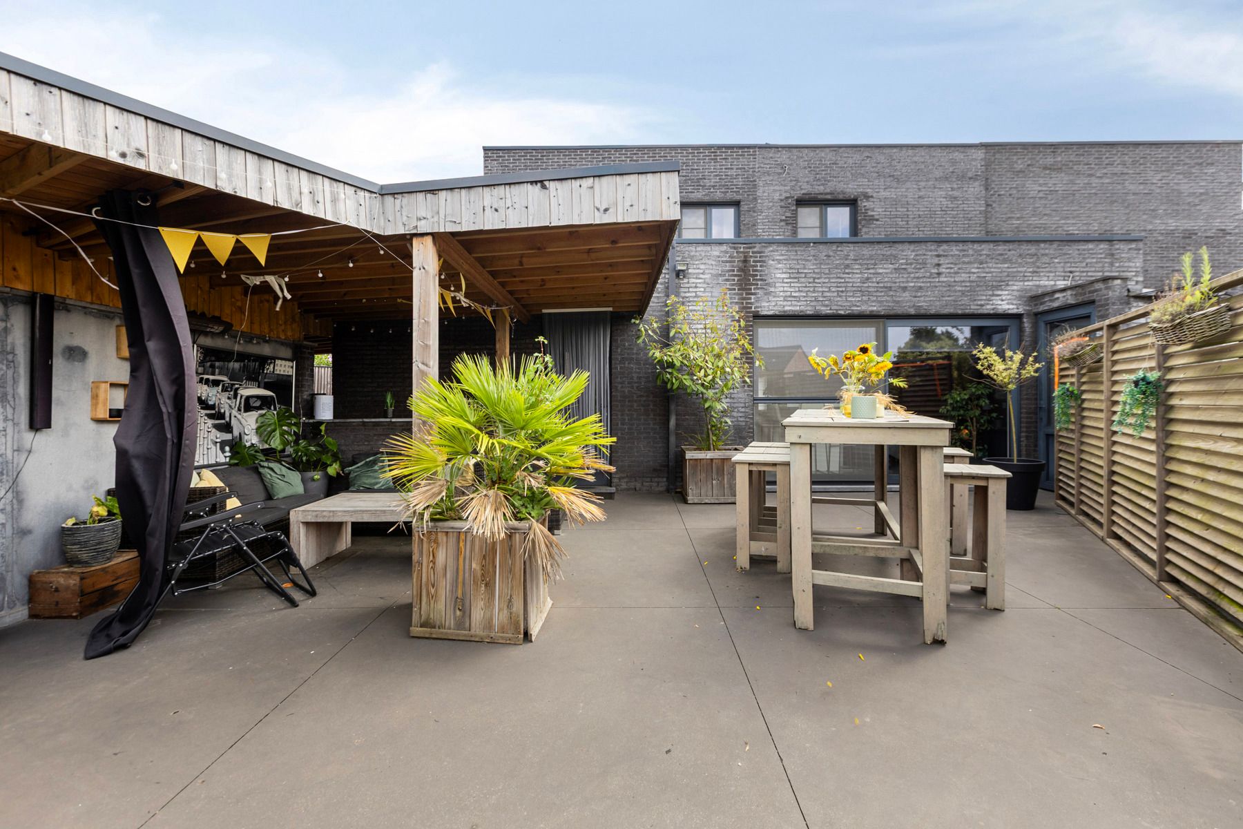 Moderne nieuwbouwwoning met 4 slaapkamers en gezellige tuin. foto 45