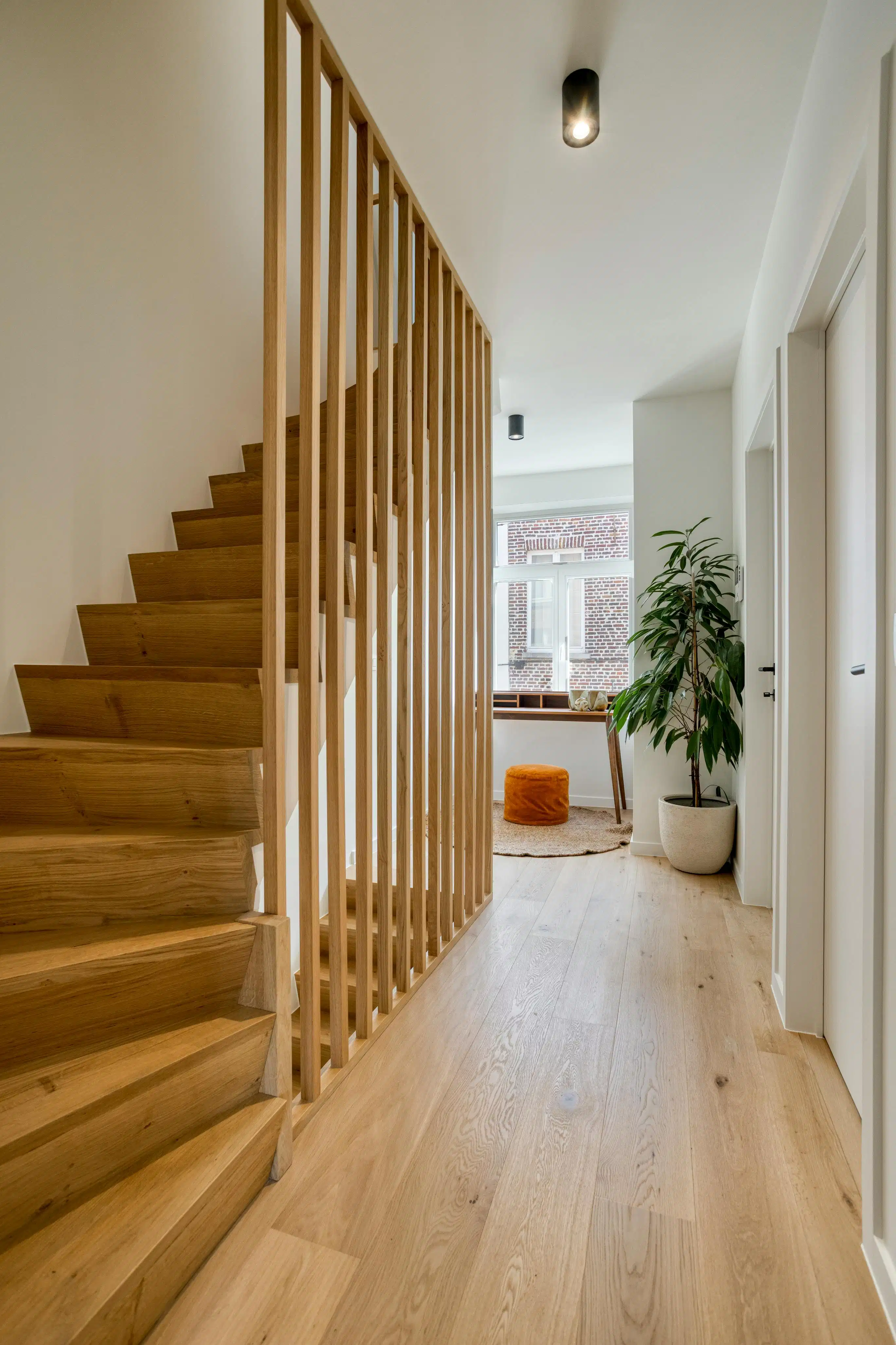 Kwalitatief gerenoveerd huis met 3 slaapkamers in Brugge foto 8