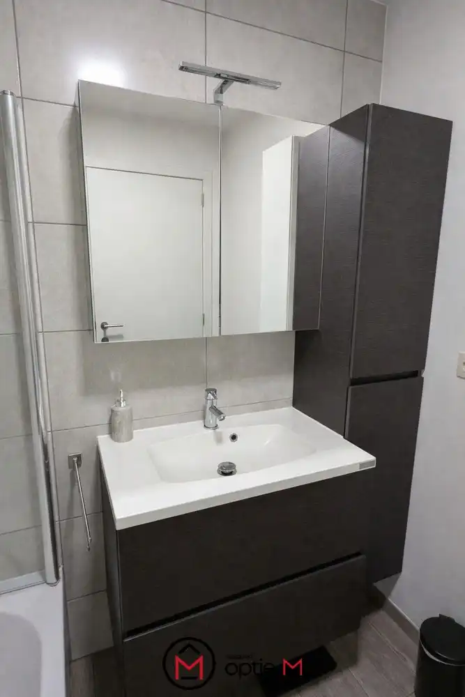 Appartement te koop in Maasmechelen – ruim 2-slaapkamerappartement met overdekt terras foto 12